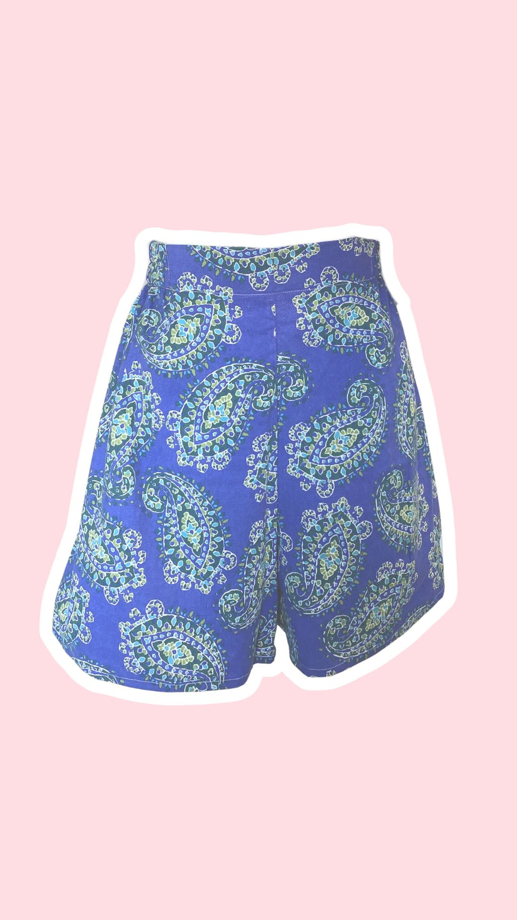 short upcyclé taille haute