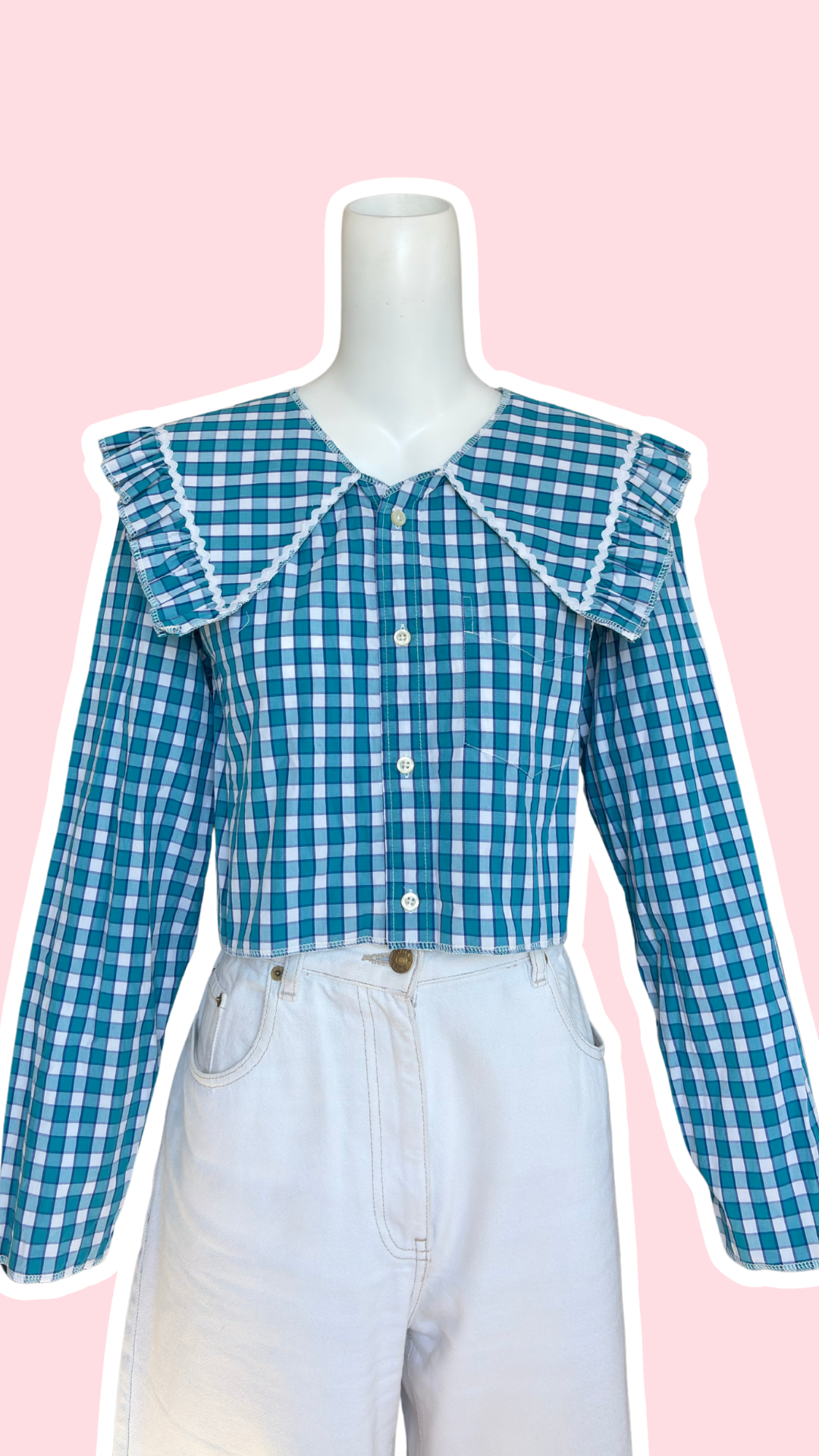 Sweaties • T.36 à 42 • Chemise upcyclée grand col bleu à carreaux blancs