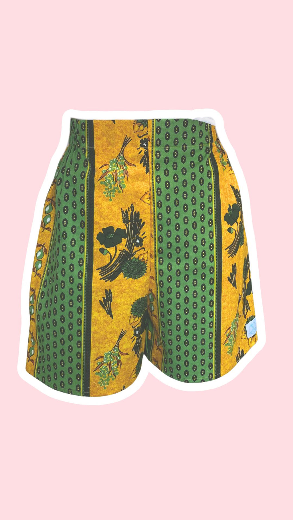 Short • T.XS/S, M et L • Short upcyclé provençal jaune et vert