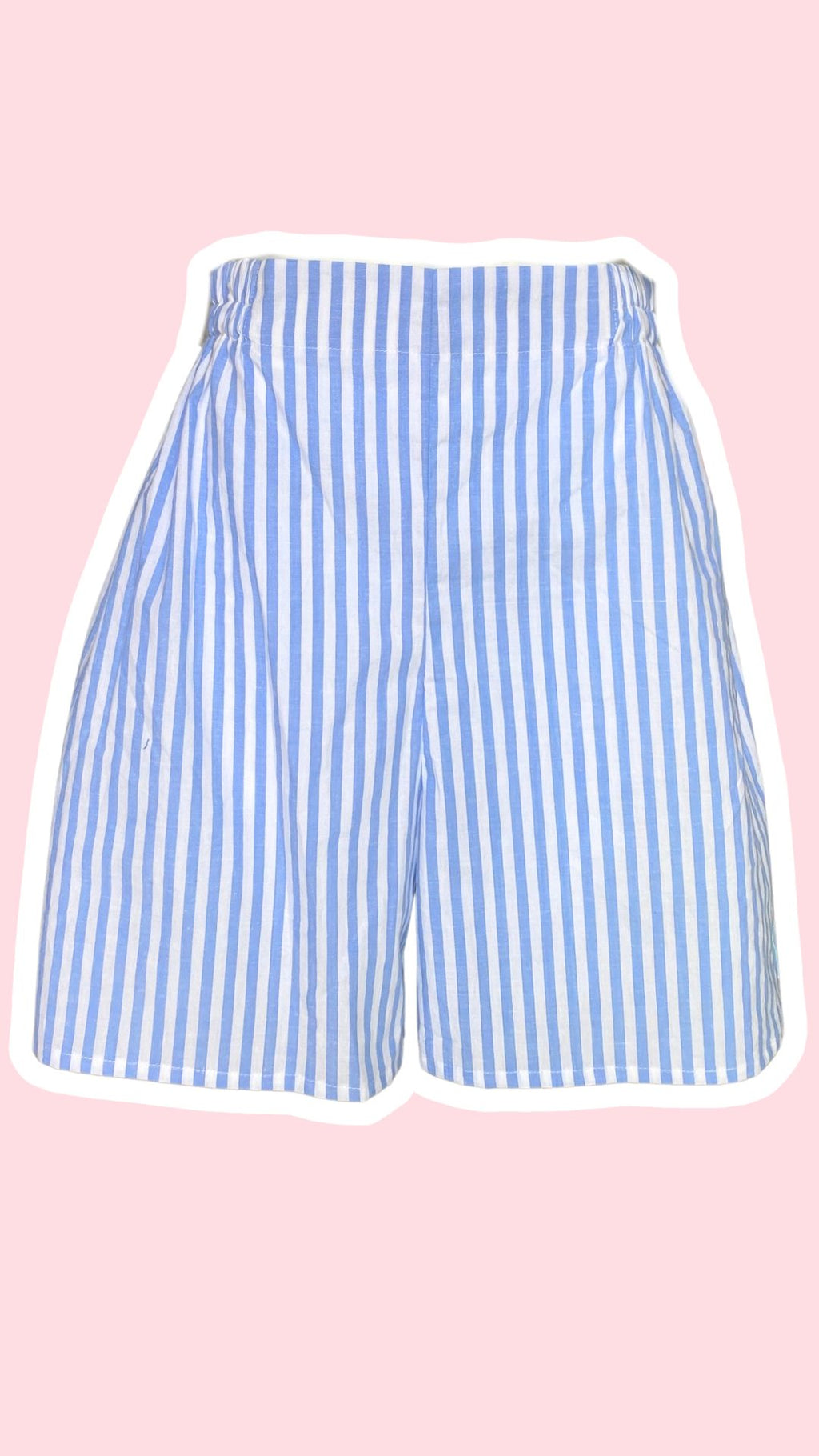 .Short • Taille M • Short upcyclé rayé bleu et blanc