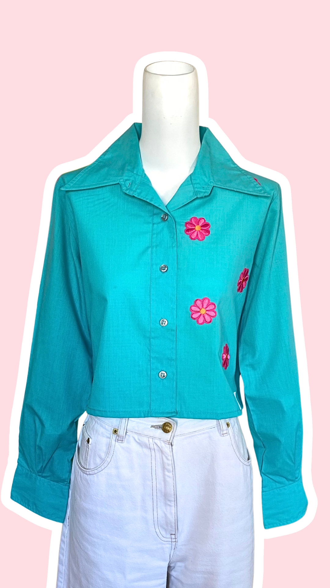 Cropped • T. 32  à 36 • Chemise courte manches longues bleu à fleurs roses