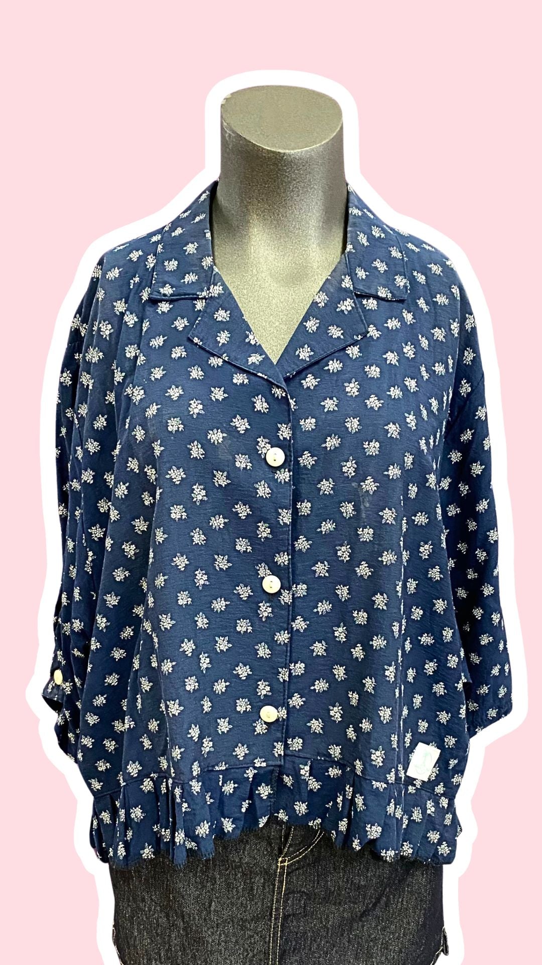 Froufrou • T. 42 à 48 • Chemise crop top bleu marine fleurie
