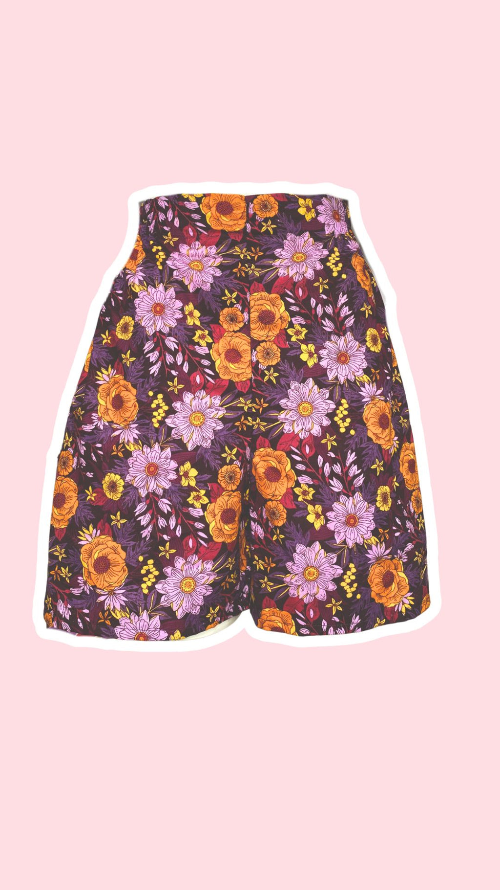 Short • Taille XS/S • Short violet motifs fleurs orange lila