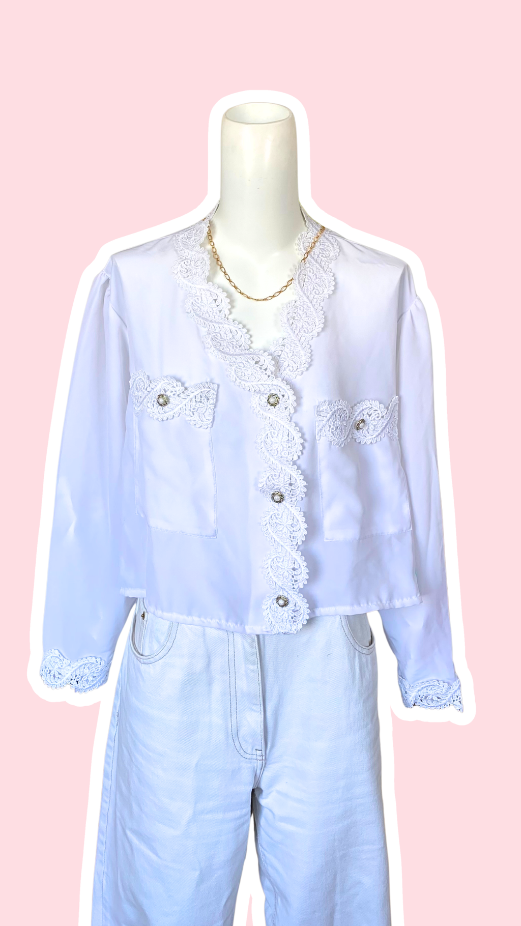 Chemise cropped • T. 38 à 42 • Chemise courte manches longues blanche à dentelle