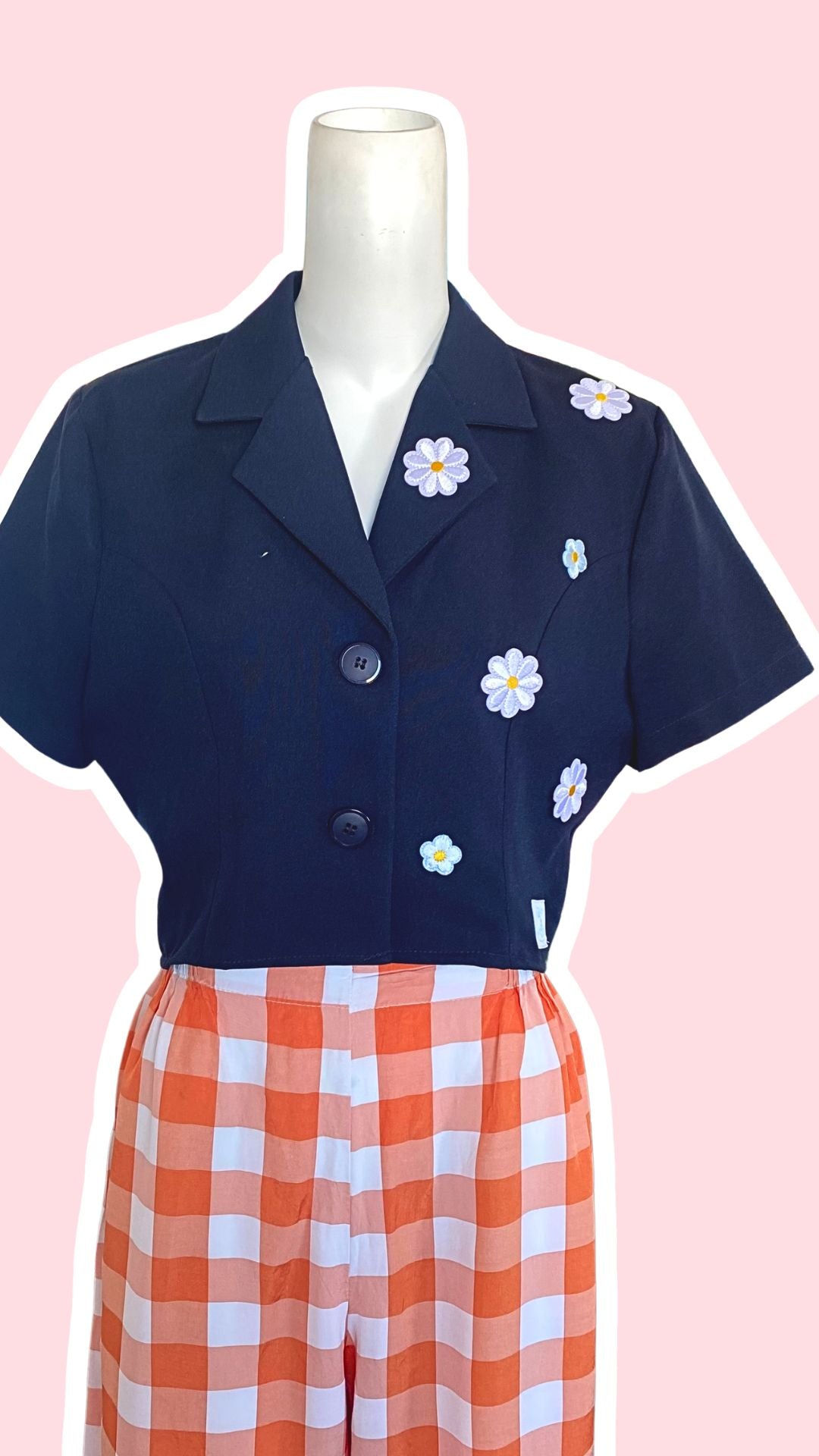 Cropped • T. 34 à 36 • Chemise marine à fleurs blanches