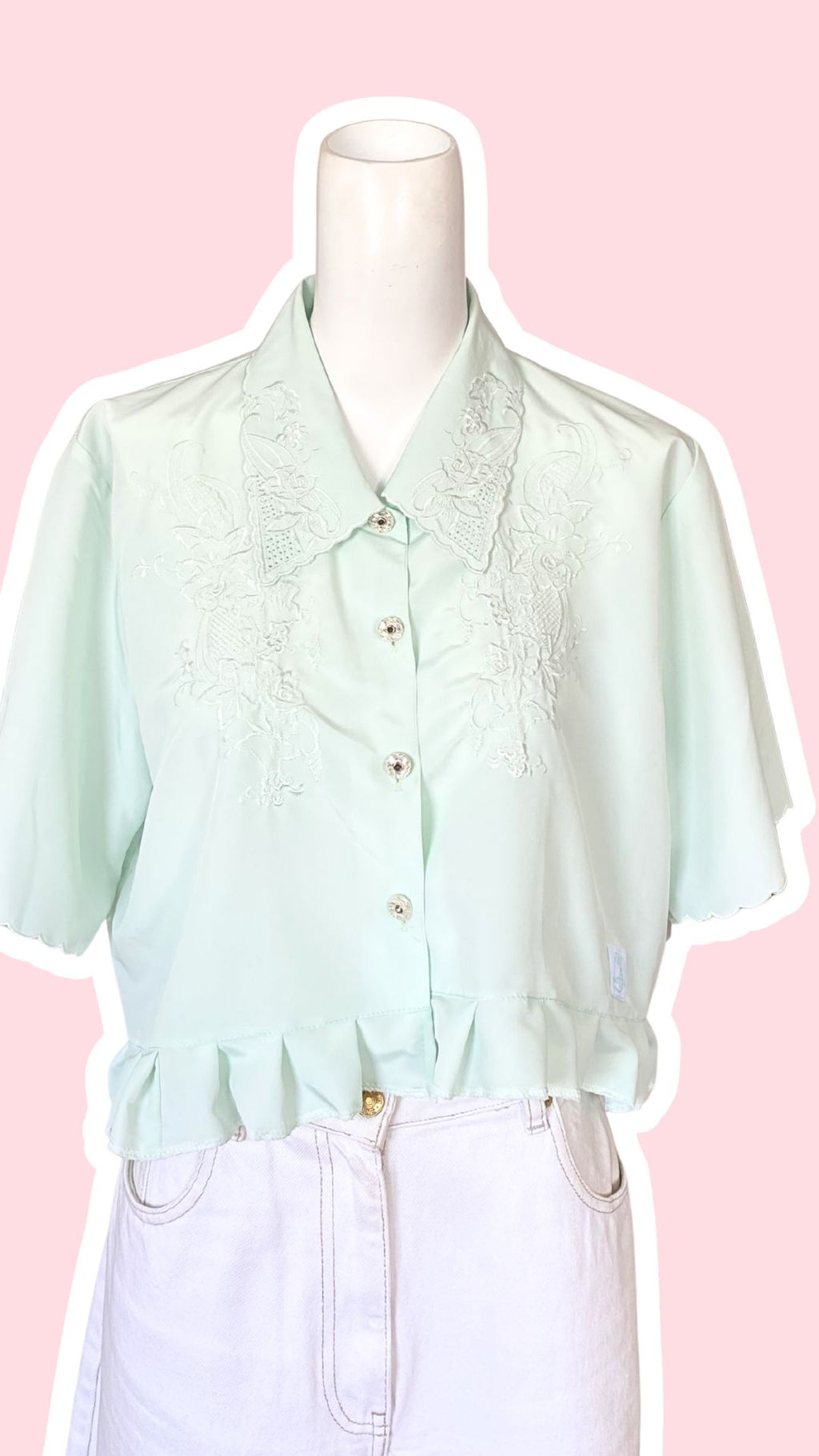Froufrou • T. 34 à 38 • Chemise vert pastel brodée