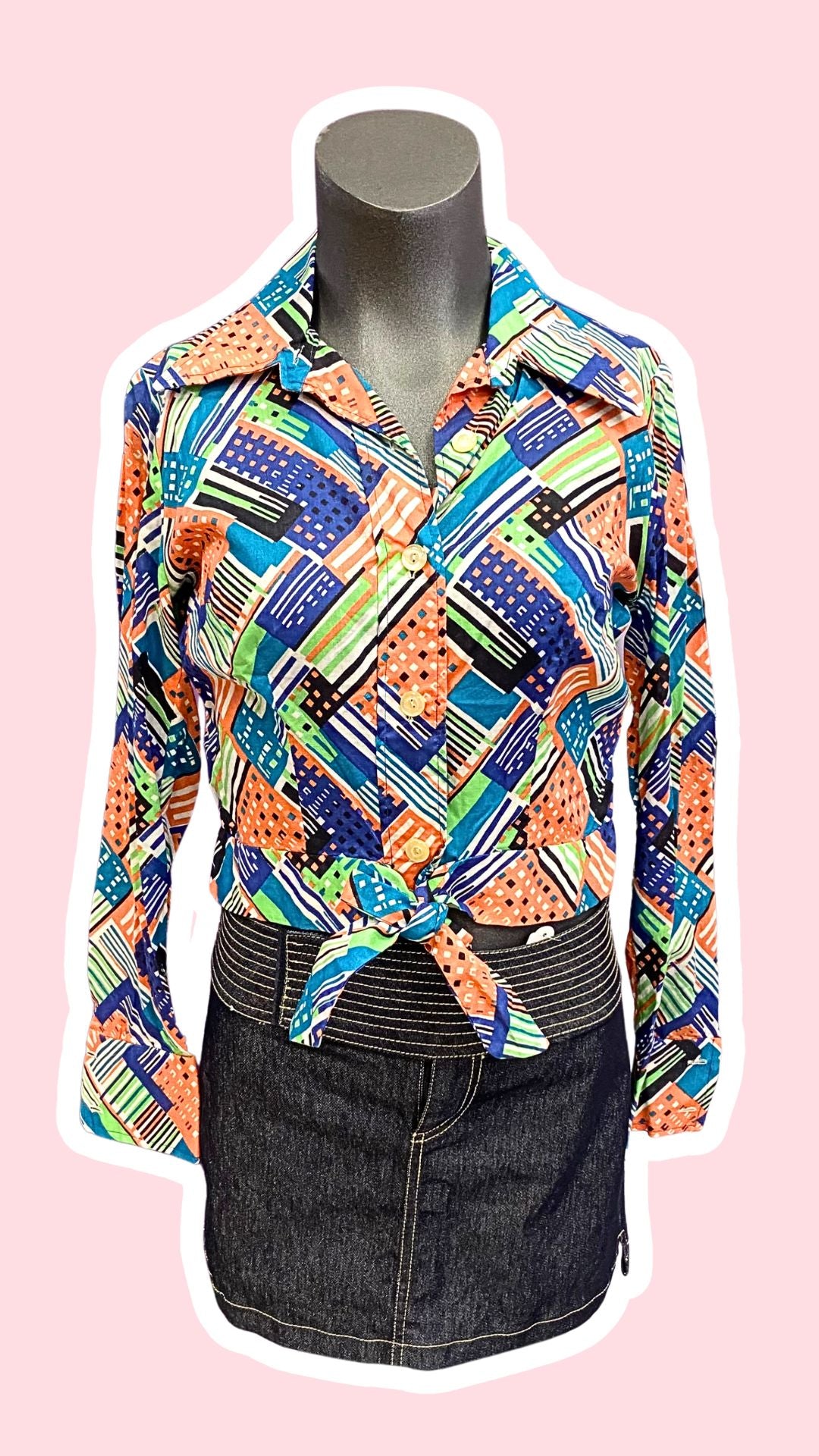 Cropped • T. 34 à 36 • Chemise 70s à nouer