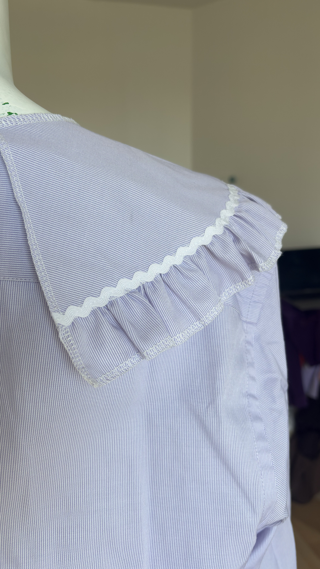 .Sweaties • T.36 à 44 • Chemise upcyclée grand col rayures violette