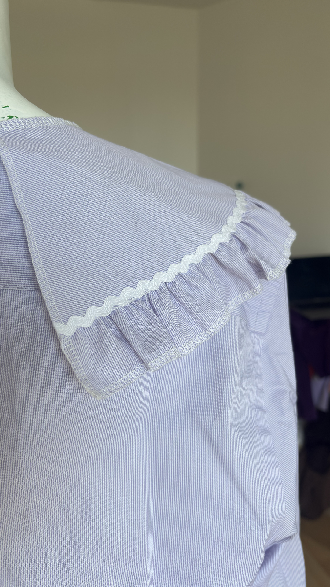 .Sweaties • T.36 à 44 • Chemise upcyclée grand col rayures violette