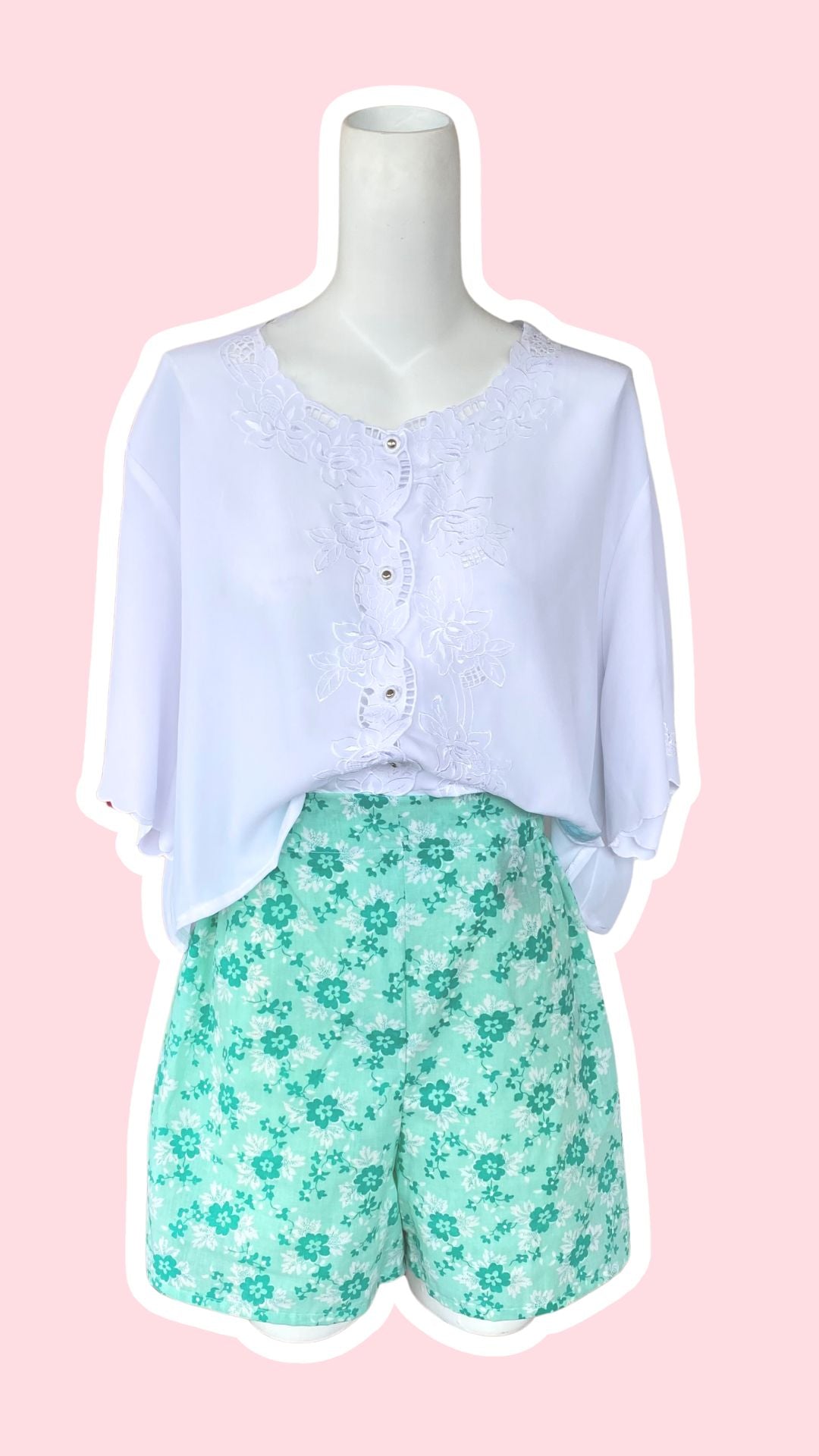 Short • Taille XS/S • Short upcyclé vert d'eau liberty