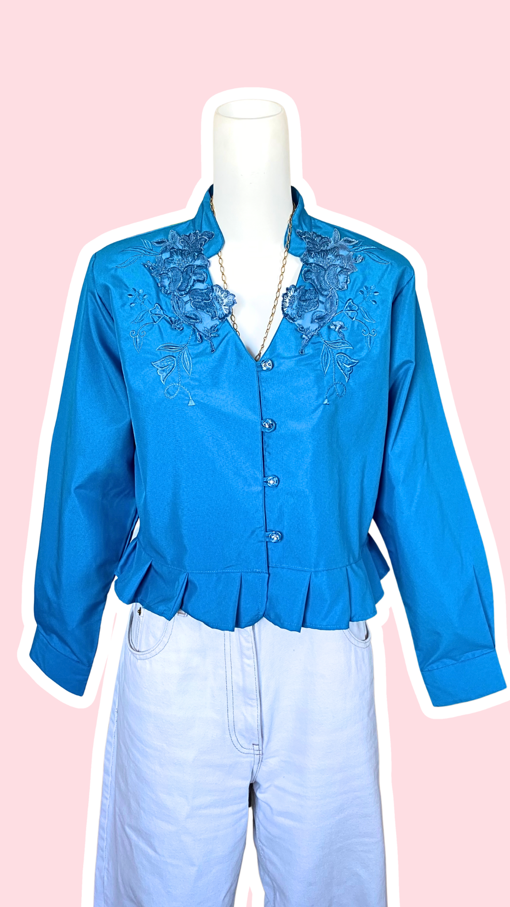 Froufrou • T. 36 à 38 • Chemise  bleu électrique satinée + col dentelle magnifique