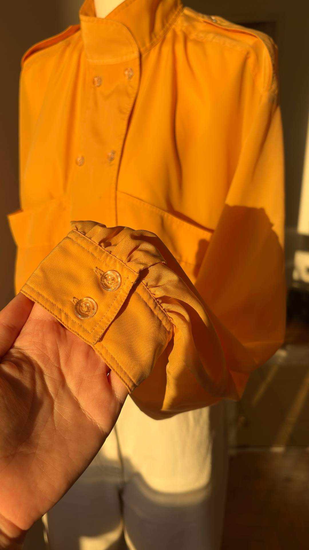 Chemise cropped manches longues • T.36 à 42 • Chemise upcyclée manches longues col montant