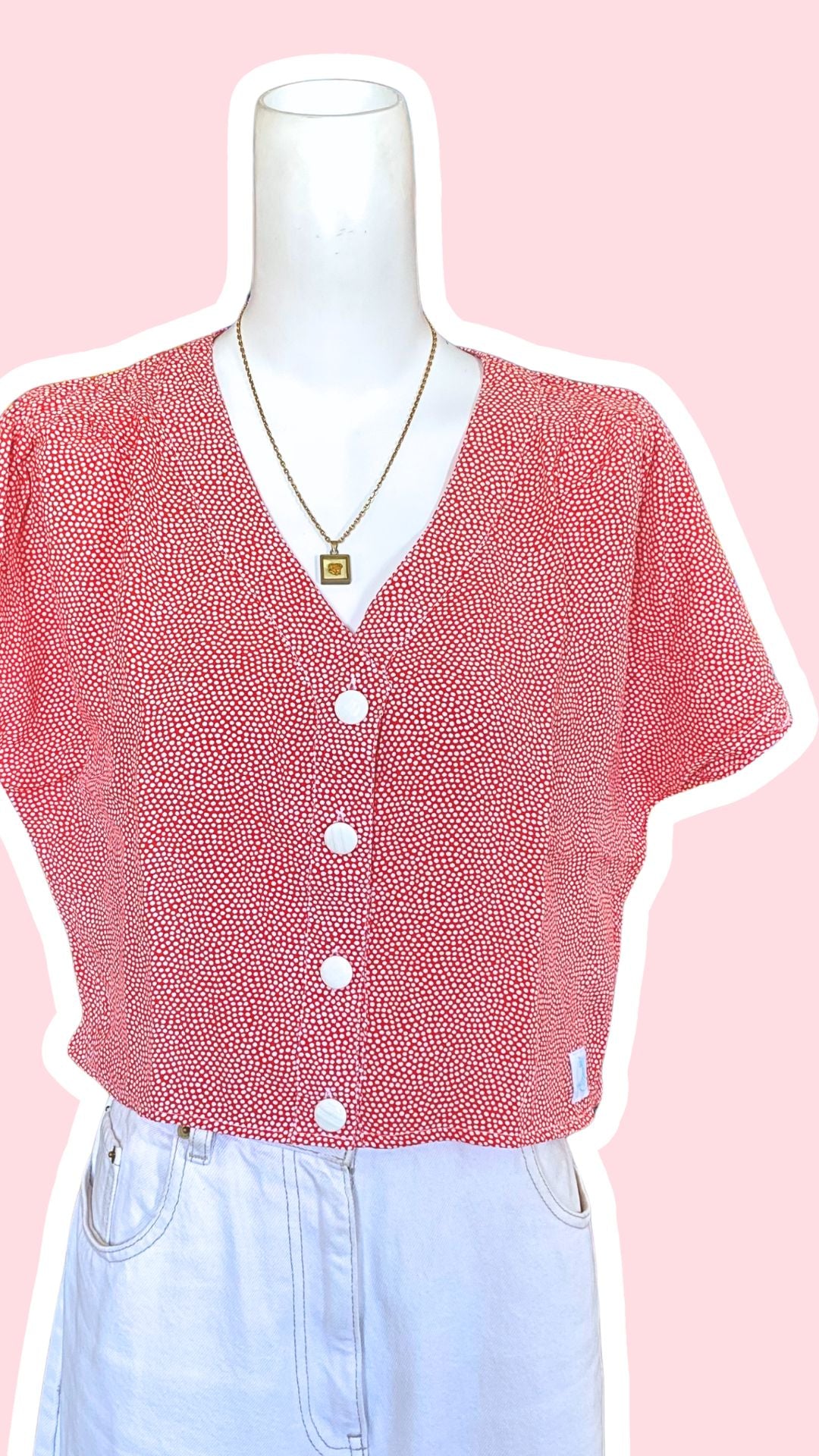Cropped • T. 34 à 38 • Chemise rouge pastel à pois blanc