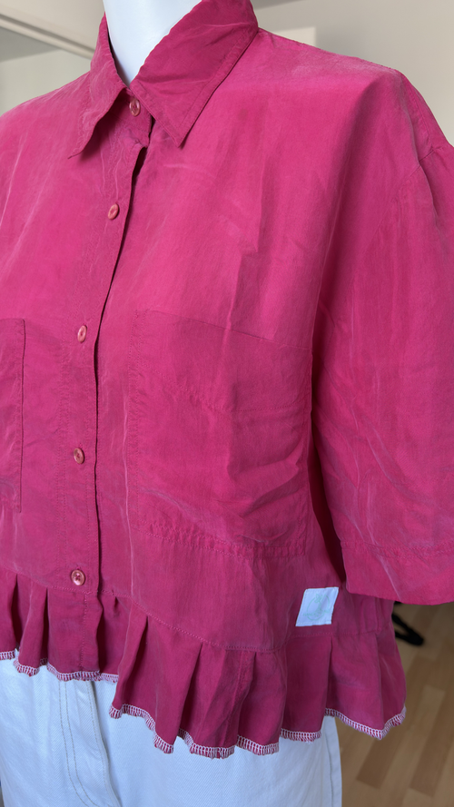 Chemise froufrou • T. 36 à 40 • Chemise courte manches courtes fuchsia en soie