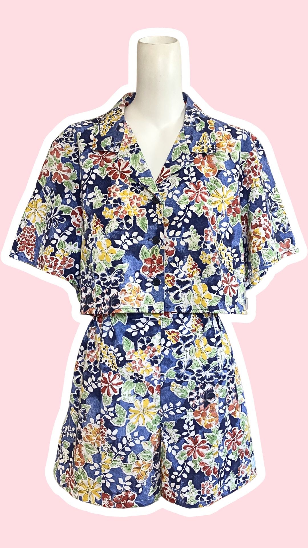 Ensemble short • T. M  • ensemble coloré fleuris