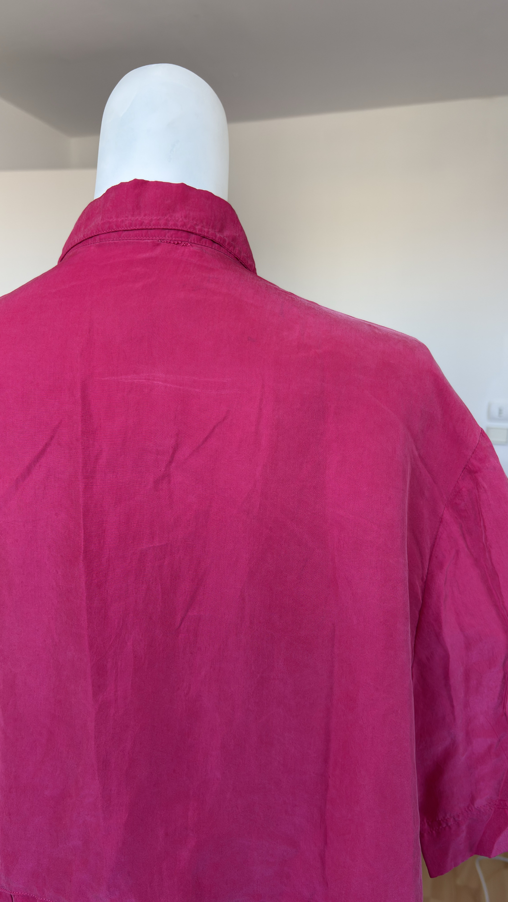 Chemise froufrou • T. 36 à 40 • Chemise courte manches courtes fuchsia en soie