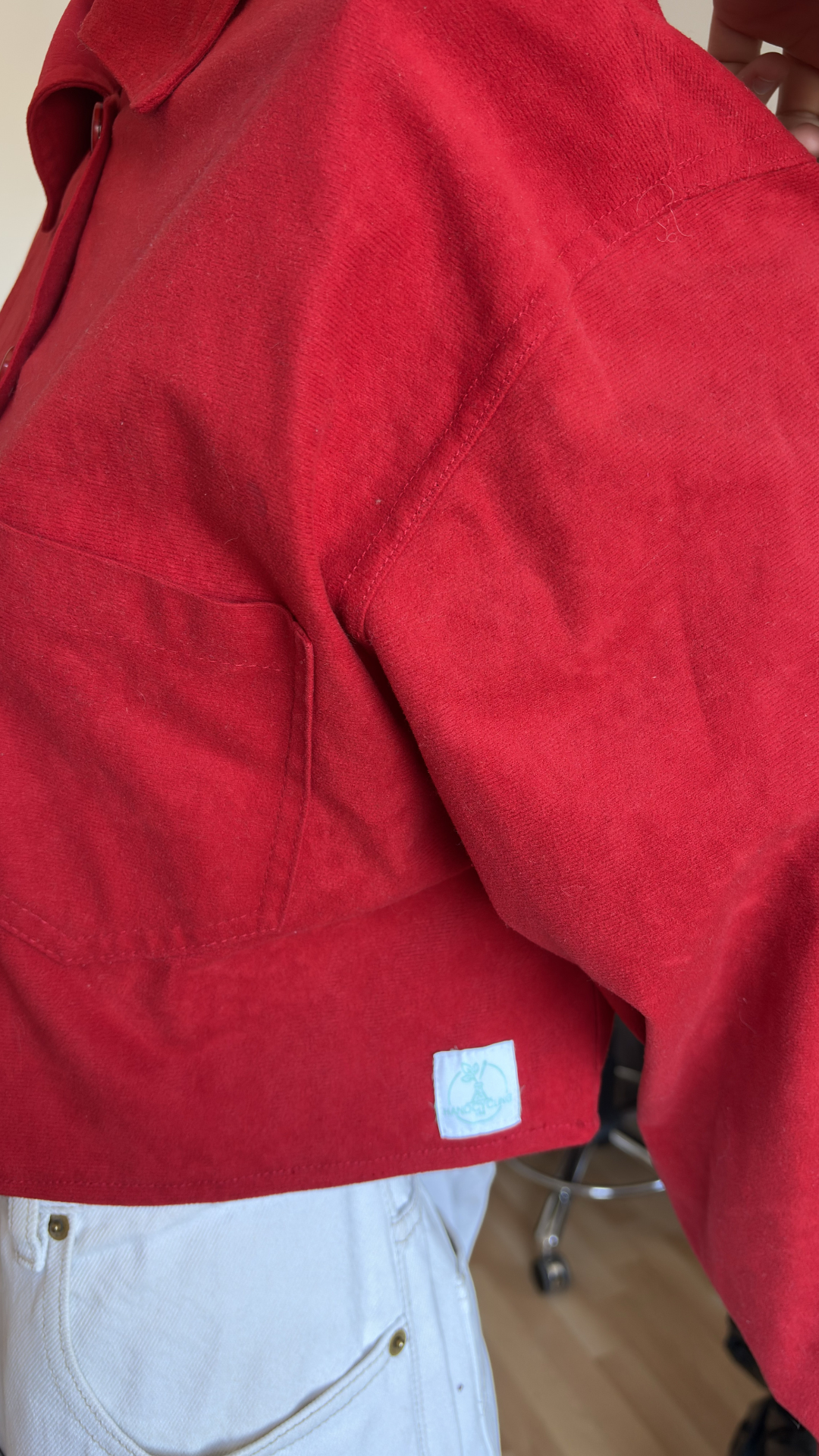 Cropped Jacket • T. 38 à 44 • Surchemise courte rouge coté fleurs