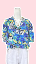 .Froufrou • T. 38  à 44 • Chemise crop top bleue, blanche et jaune fleurie
