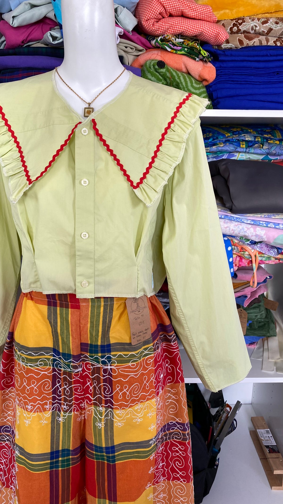 Sweaties • T.34 à 38 • Chemise grand col vert pomme