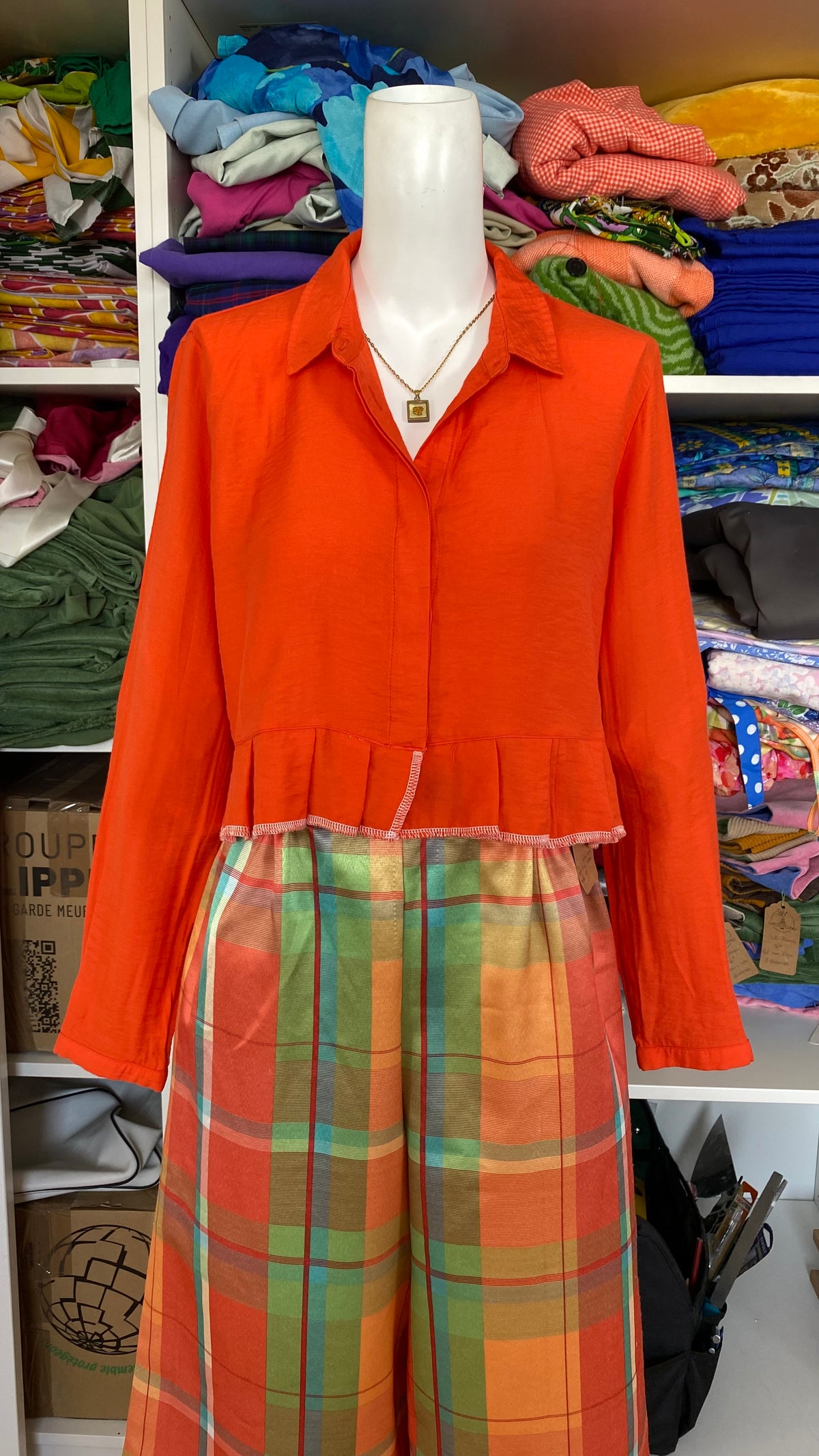 Froufrou • T. 34 à 36 • Chemise crop top orange