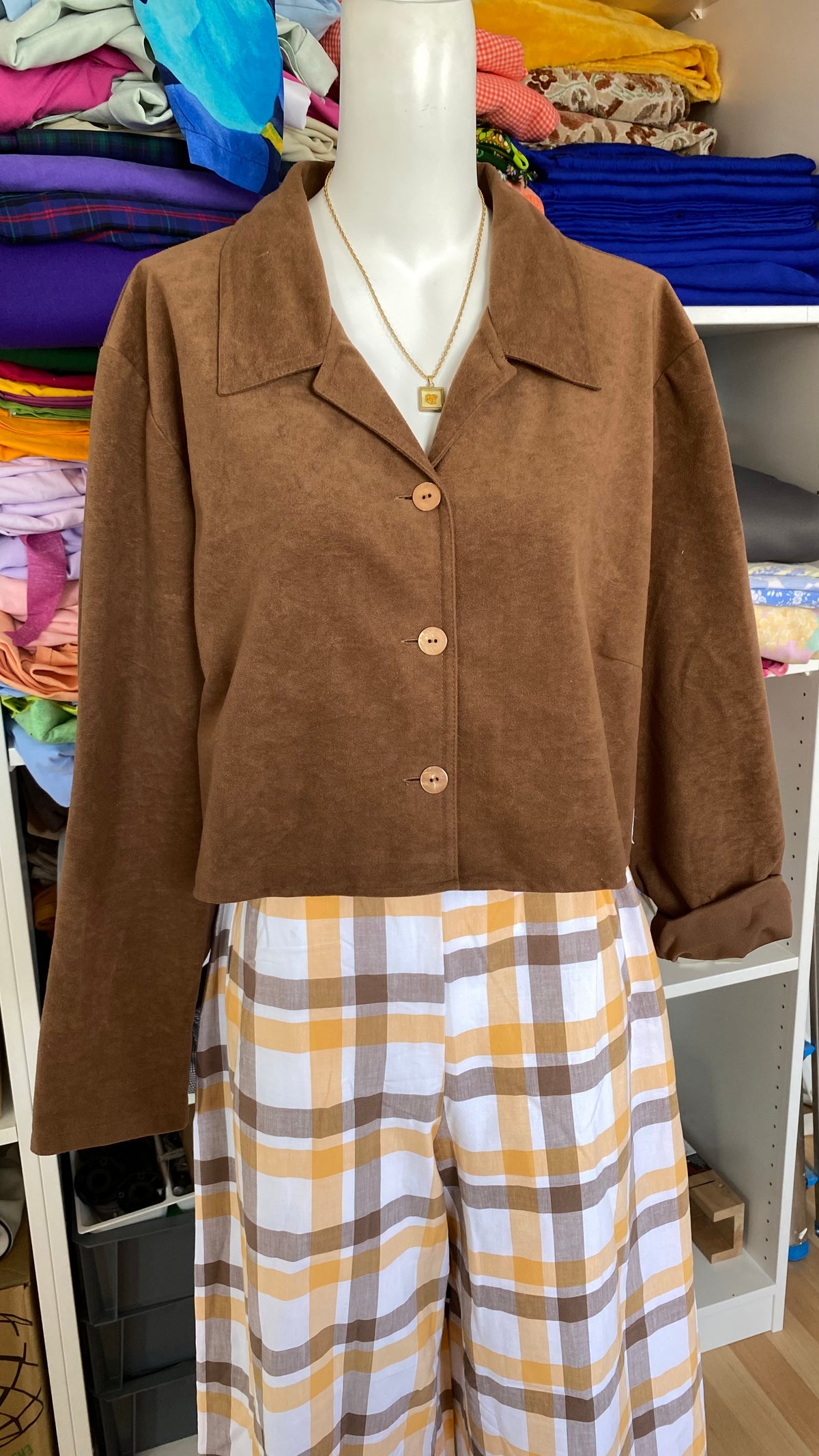 Cropped Jacket • T. 38 à 44 • Surchemise courte marron