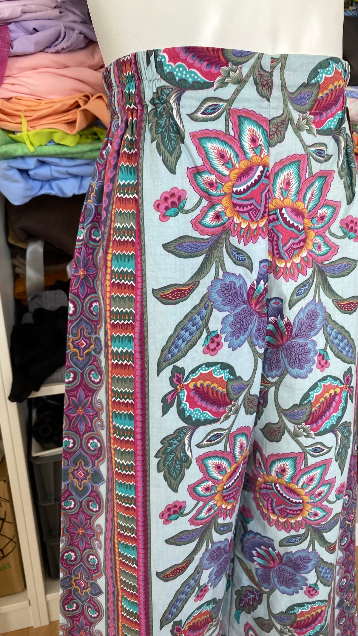 Pants • Taille XS/S • Pantalon upcyclé bleu motif cachemire