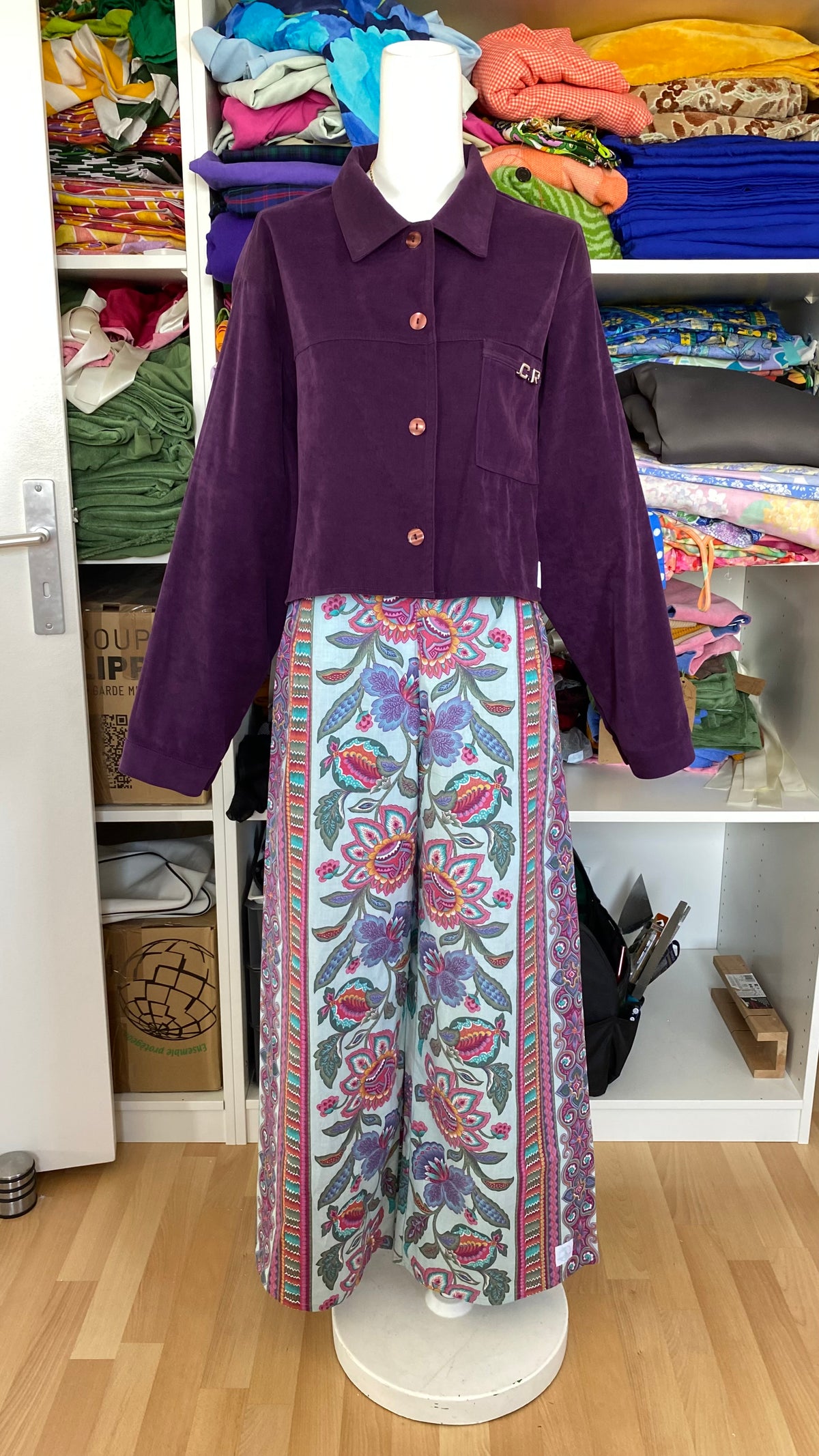 Cropped Jacket • T. 36 à 42 • Surchemise courte violette