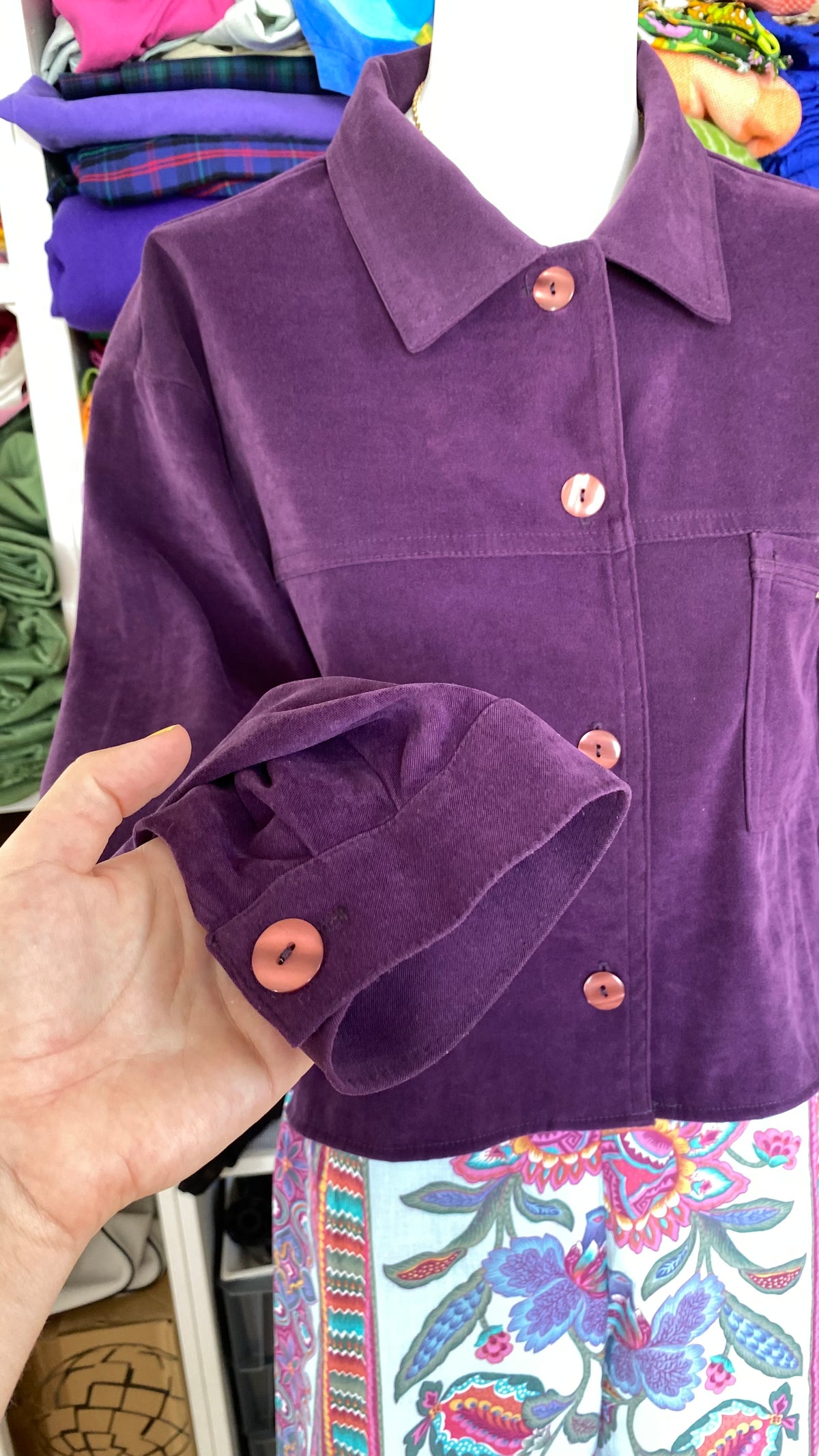 Cropped Jacket • T. 36 à 42 • Surchemise courte violette