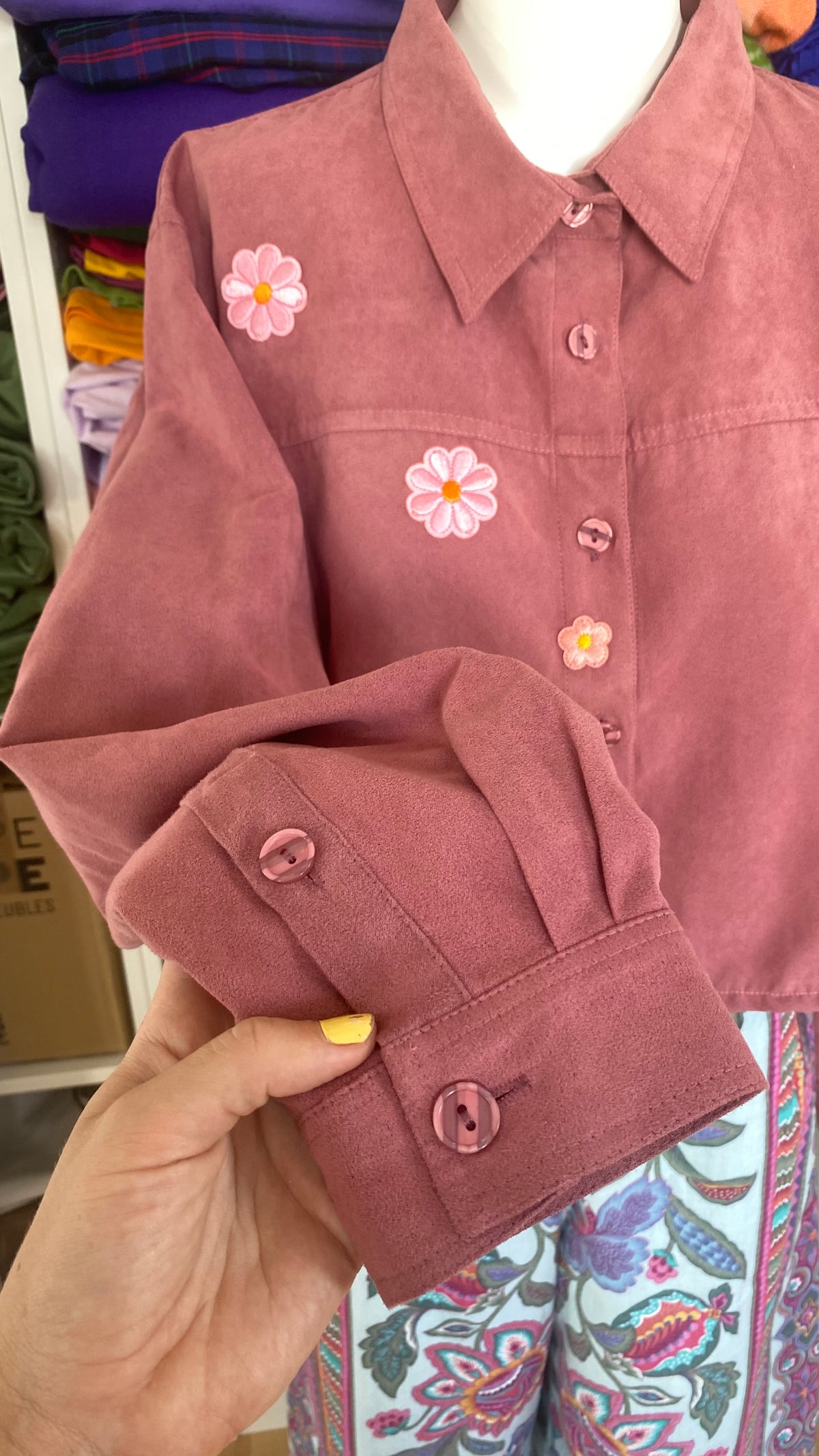 Cropped Jacket • T. 38 à 42 • Surchemise courte vieux rose à fleurs
