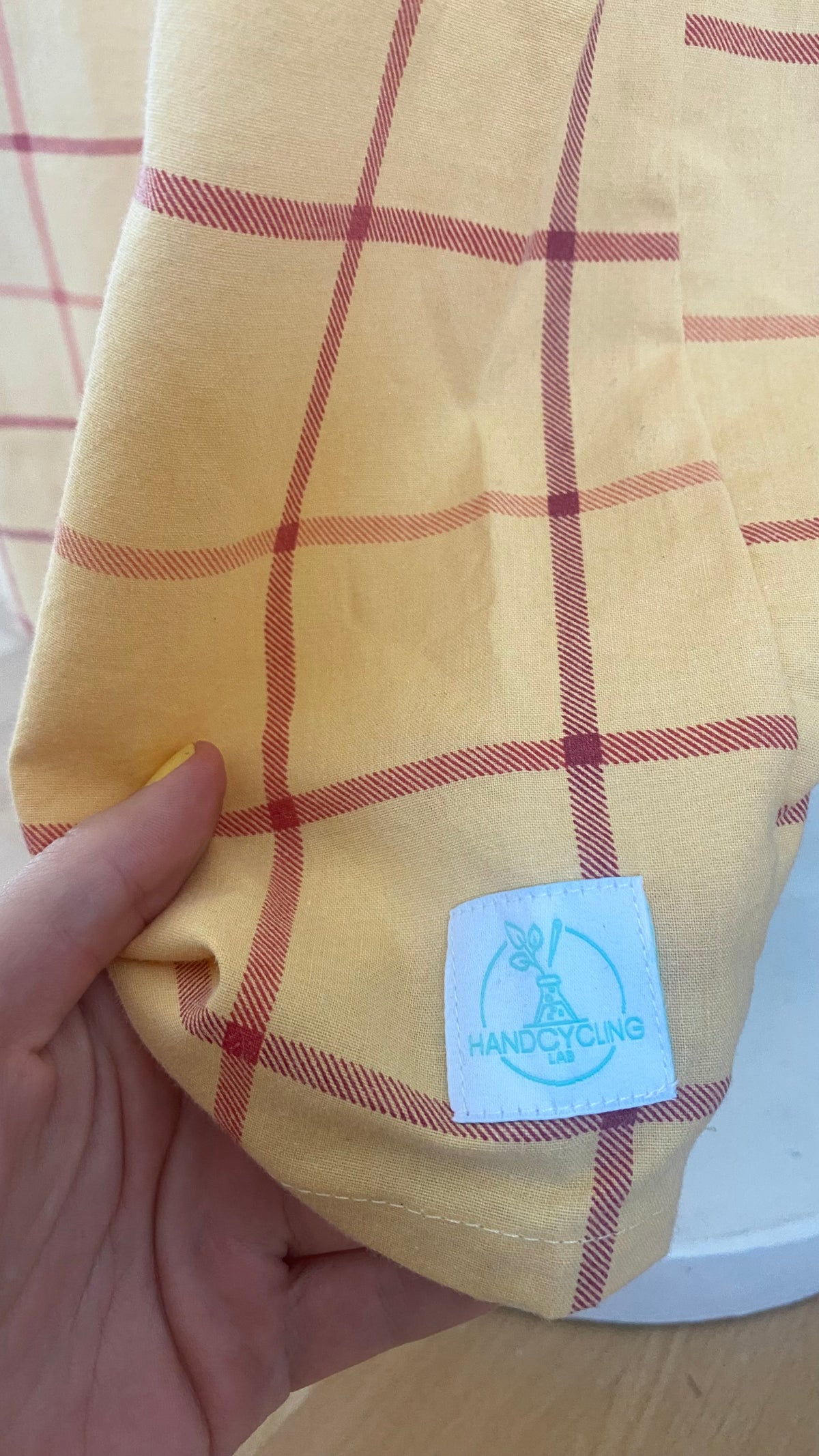 Pants • Taille M • Pantalon upcyclé jaune carreaux rouge