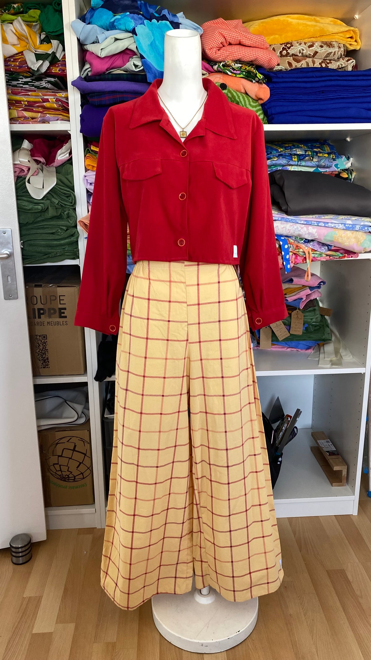 Pants • Taille M • Pantalon upcyclé jaune carreaux rouge