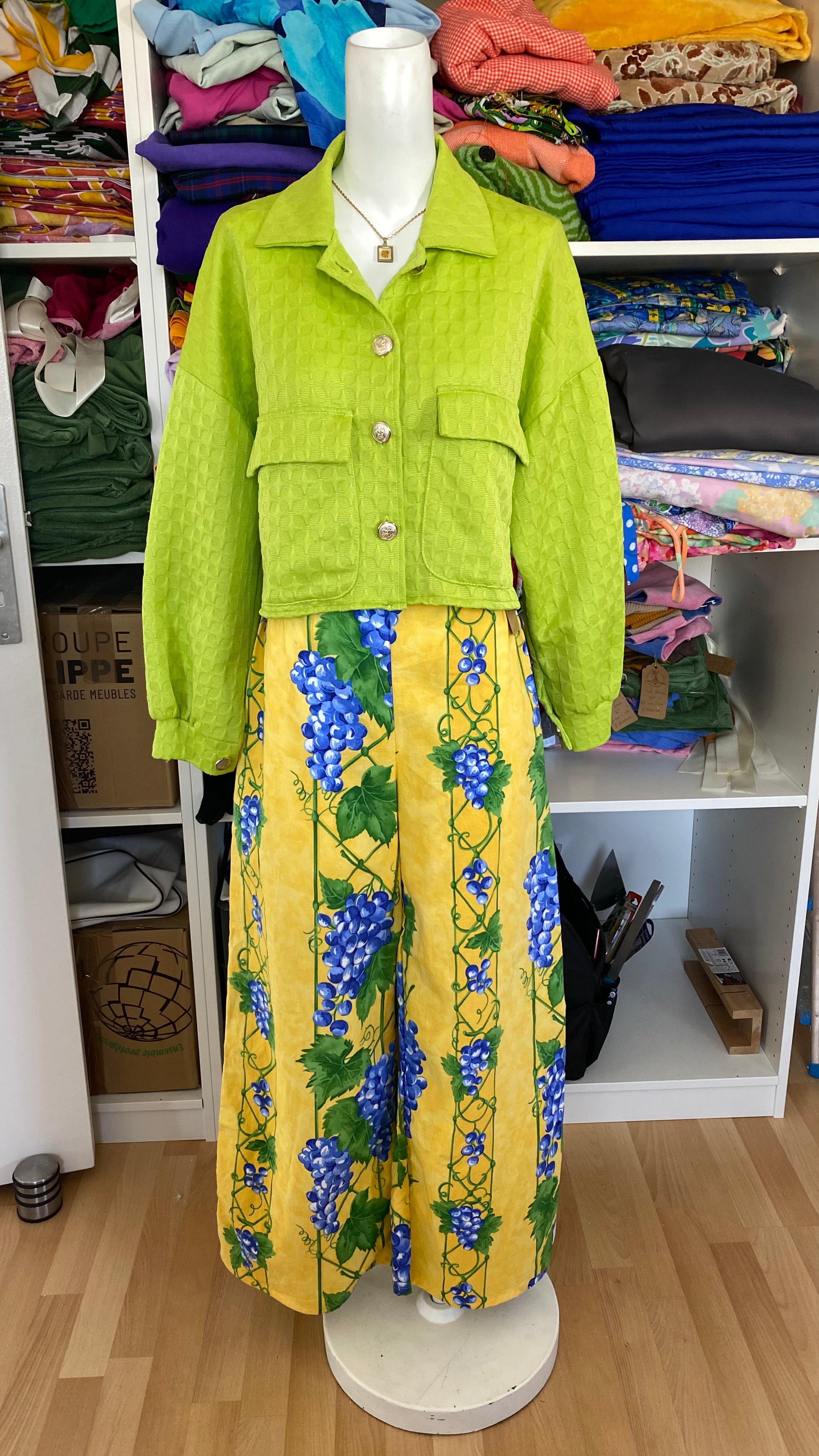 Pants • Taille XS/S & M • Pantalon upcyclé jaune à motifs raisins