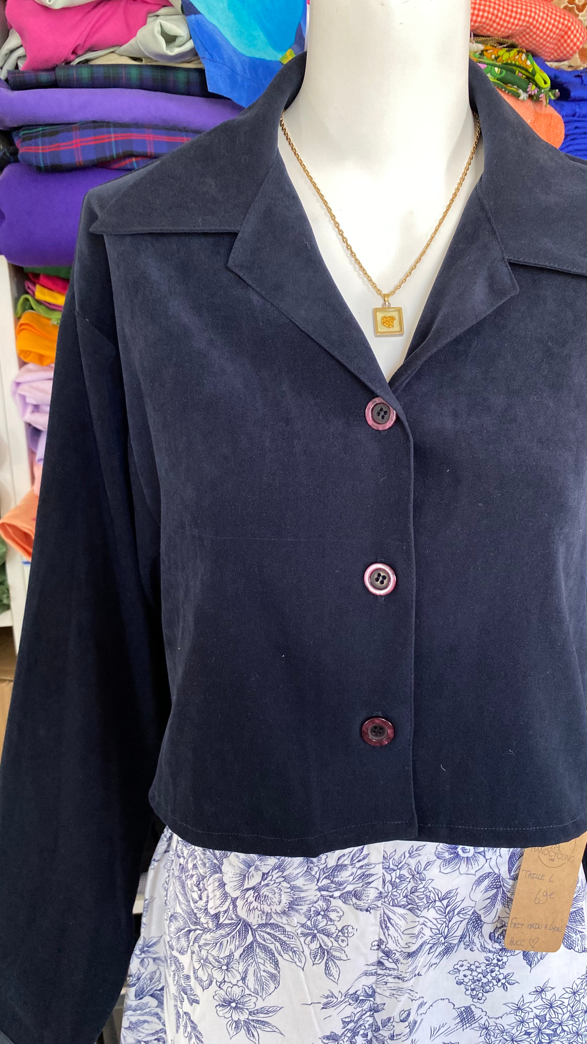 Cropped Jacket • T. 36 à 42 • Surchemise courte marine