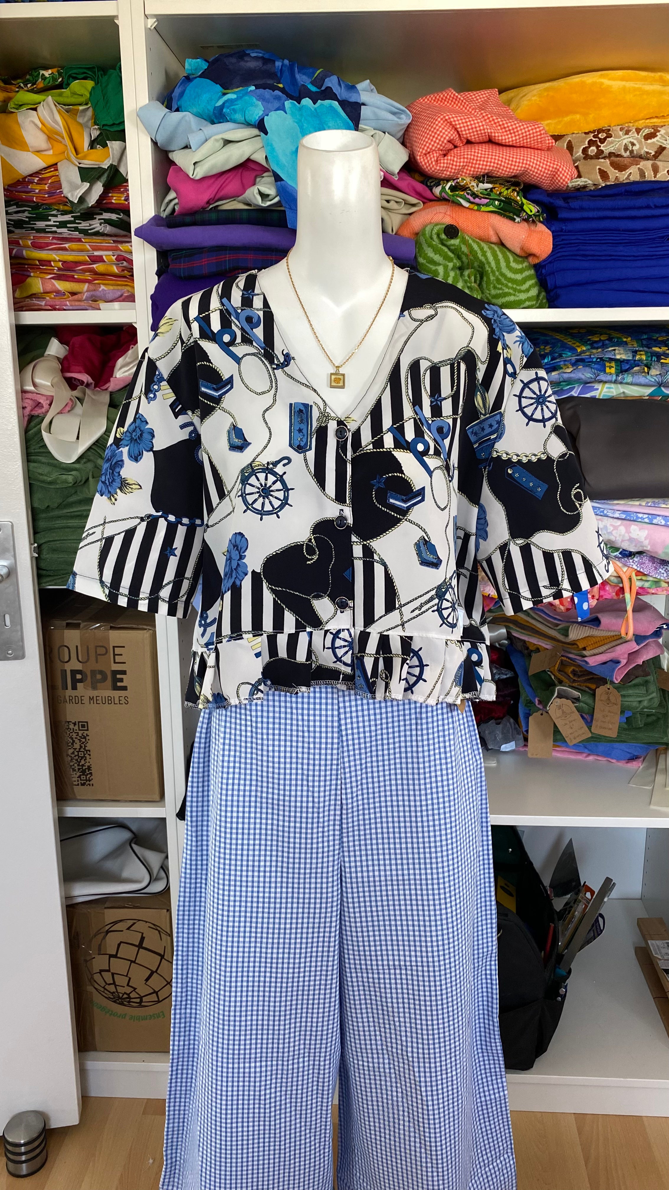 Froufrou • T. 36 à 44 • Chemise crop top motifs marins