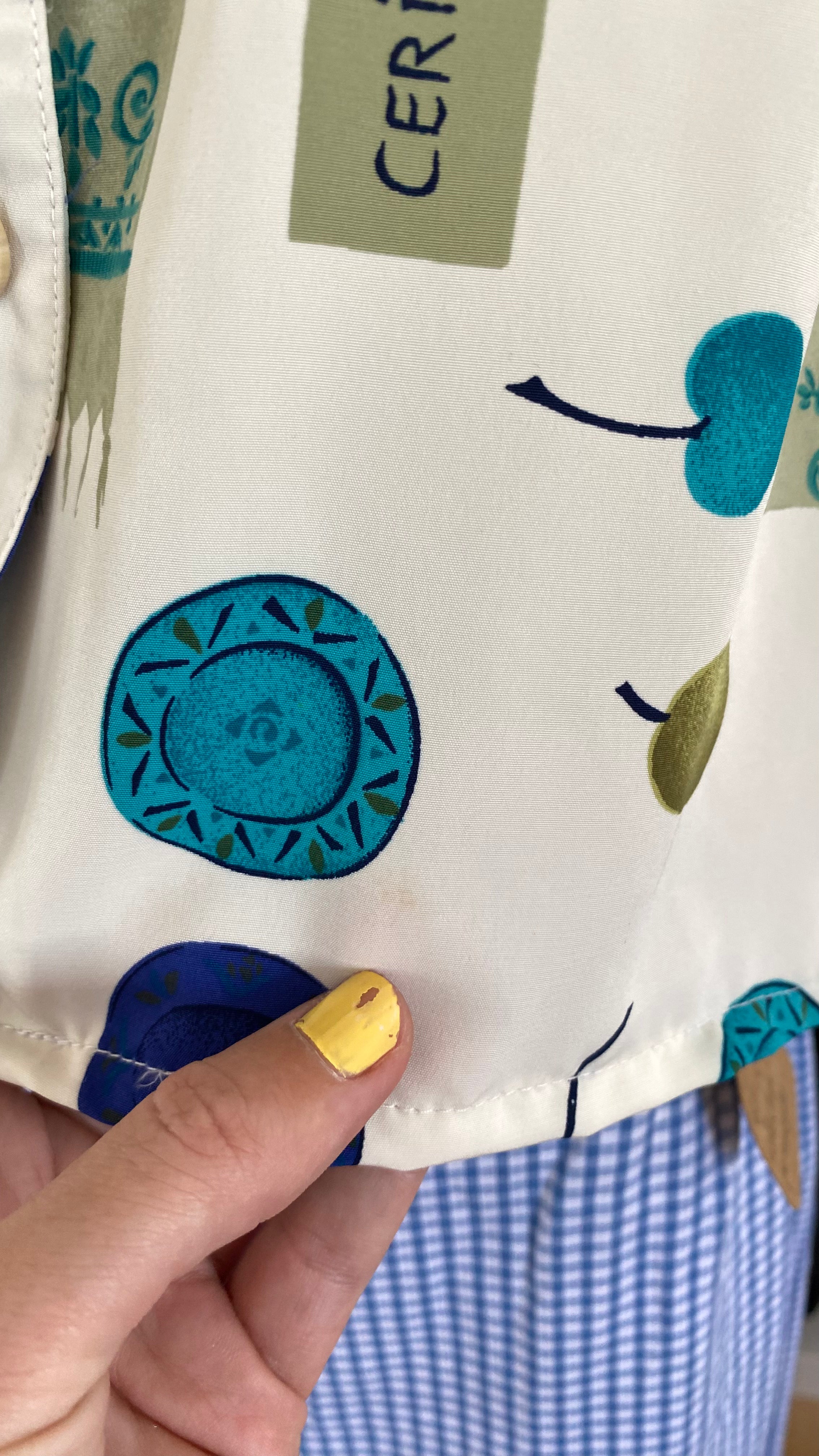 Cropped • T. 40 à 46 • Chemise creme à motifs