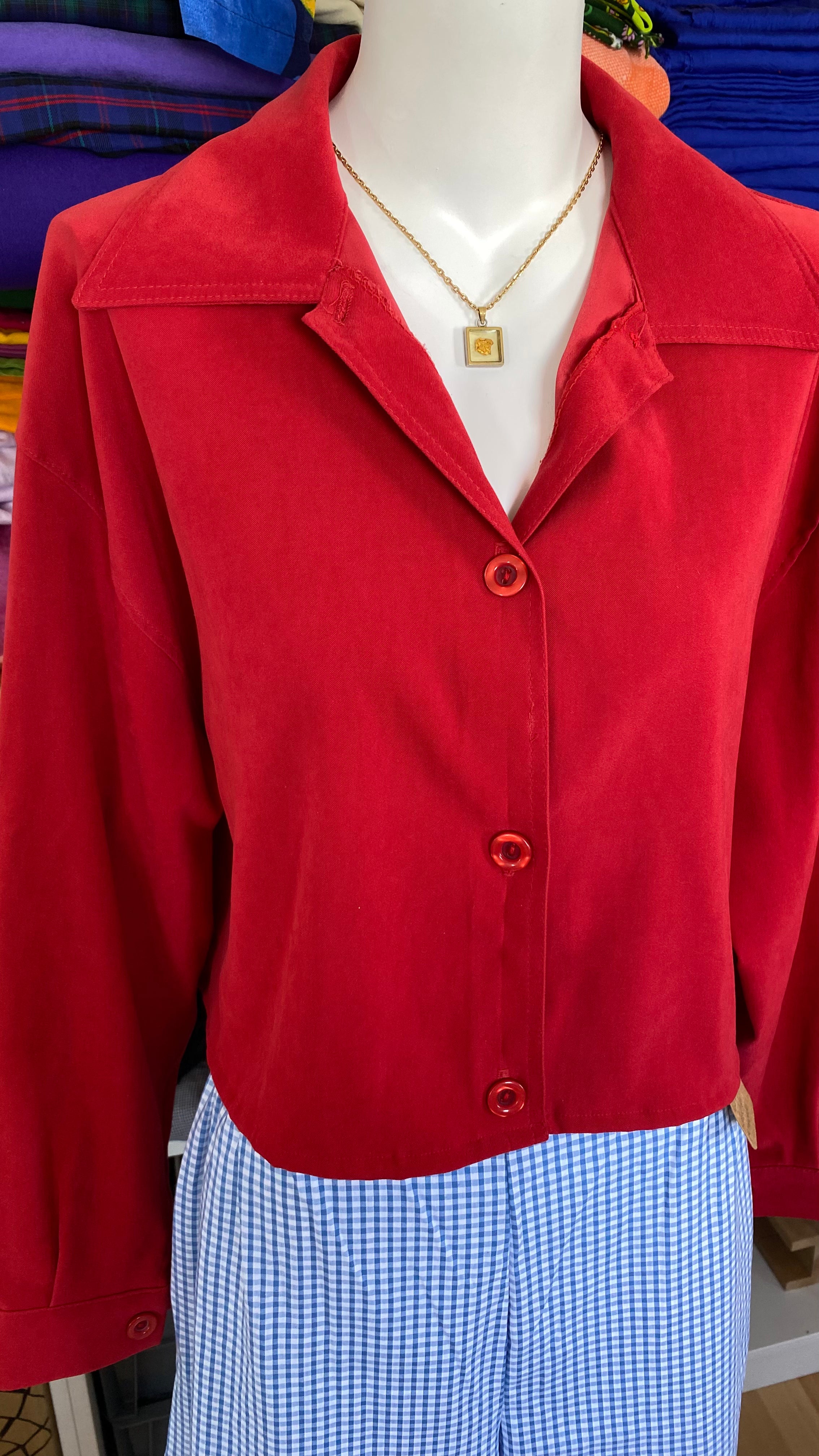 Cropped Jacket • T. 38 à 44 • Surchemise courte framboise