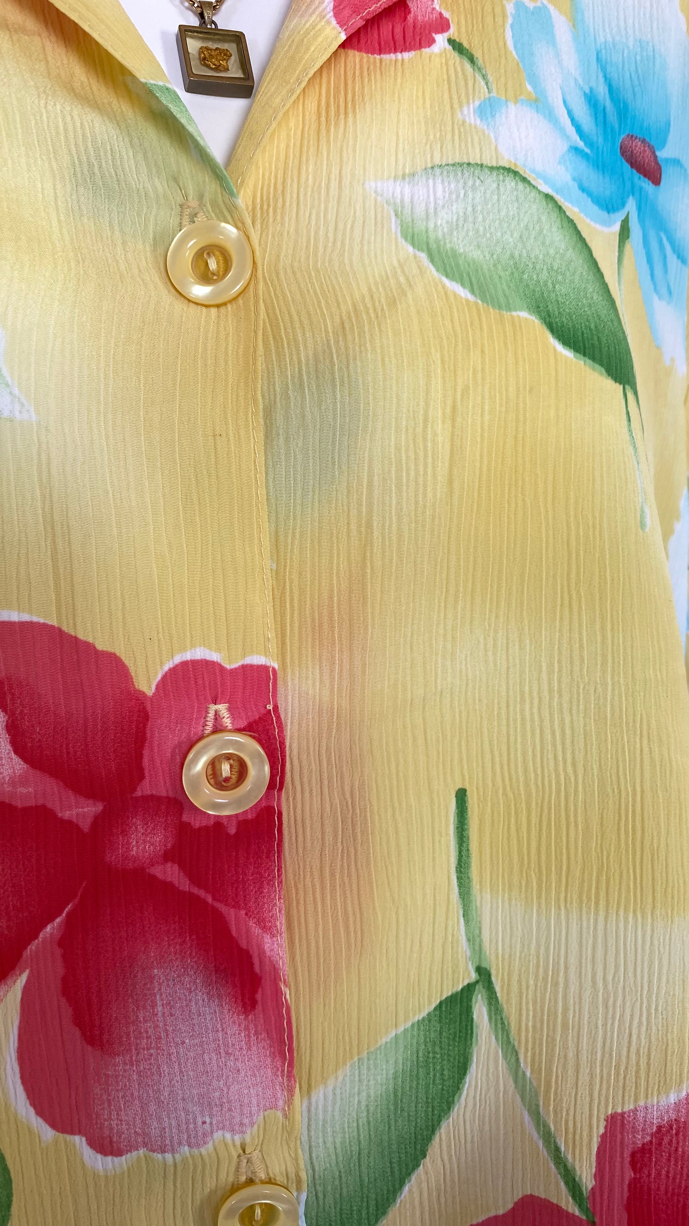 Cropped • T. 40 à 48 • Chemise jaune fleurie