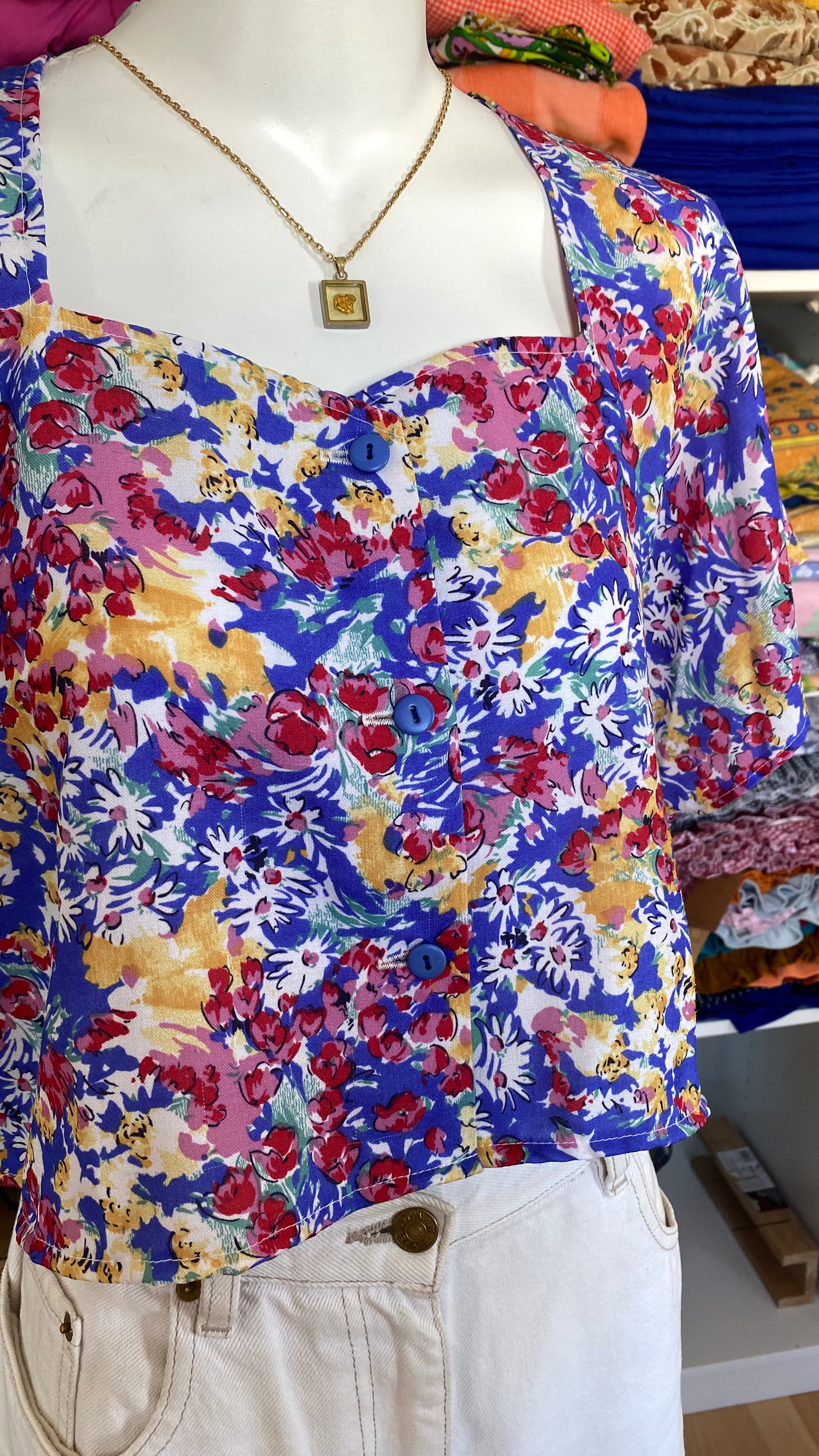 Cropped • T. 36 à 42 • Chemise bleu à fleurs liberty