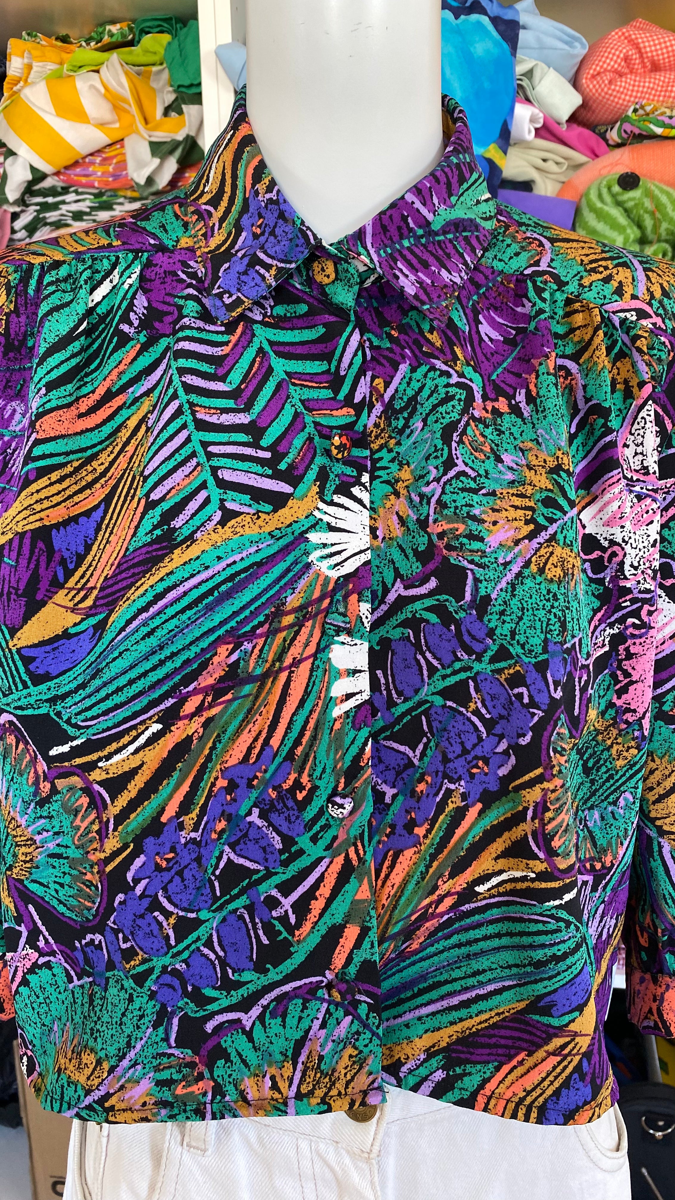 Cropped • T. 36 à 40 • Chemise motifs bariolés