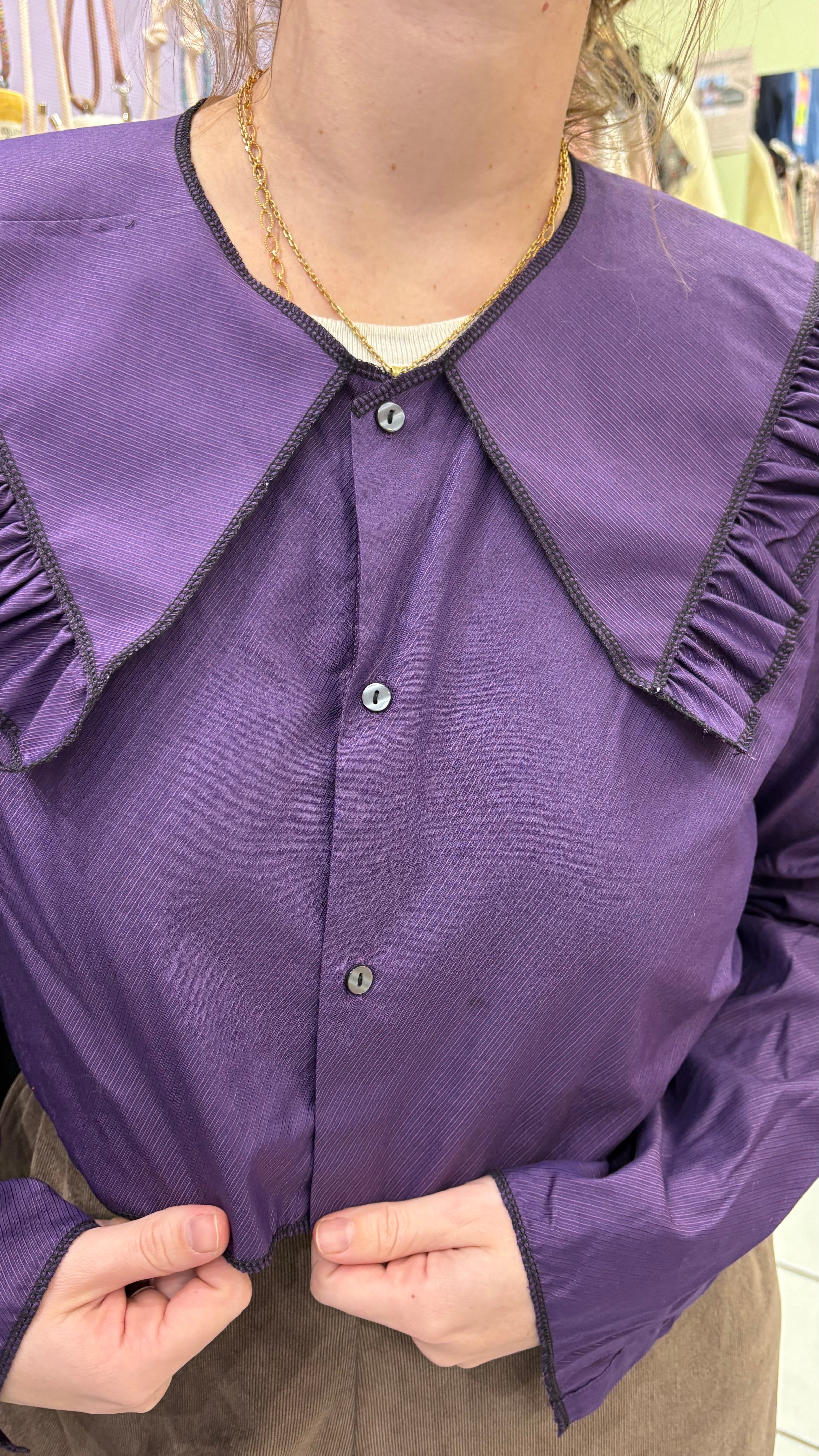 Sweaties • T.36 à 40 • Chemise upcyclée grand col rayures violettes foncées