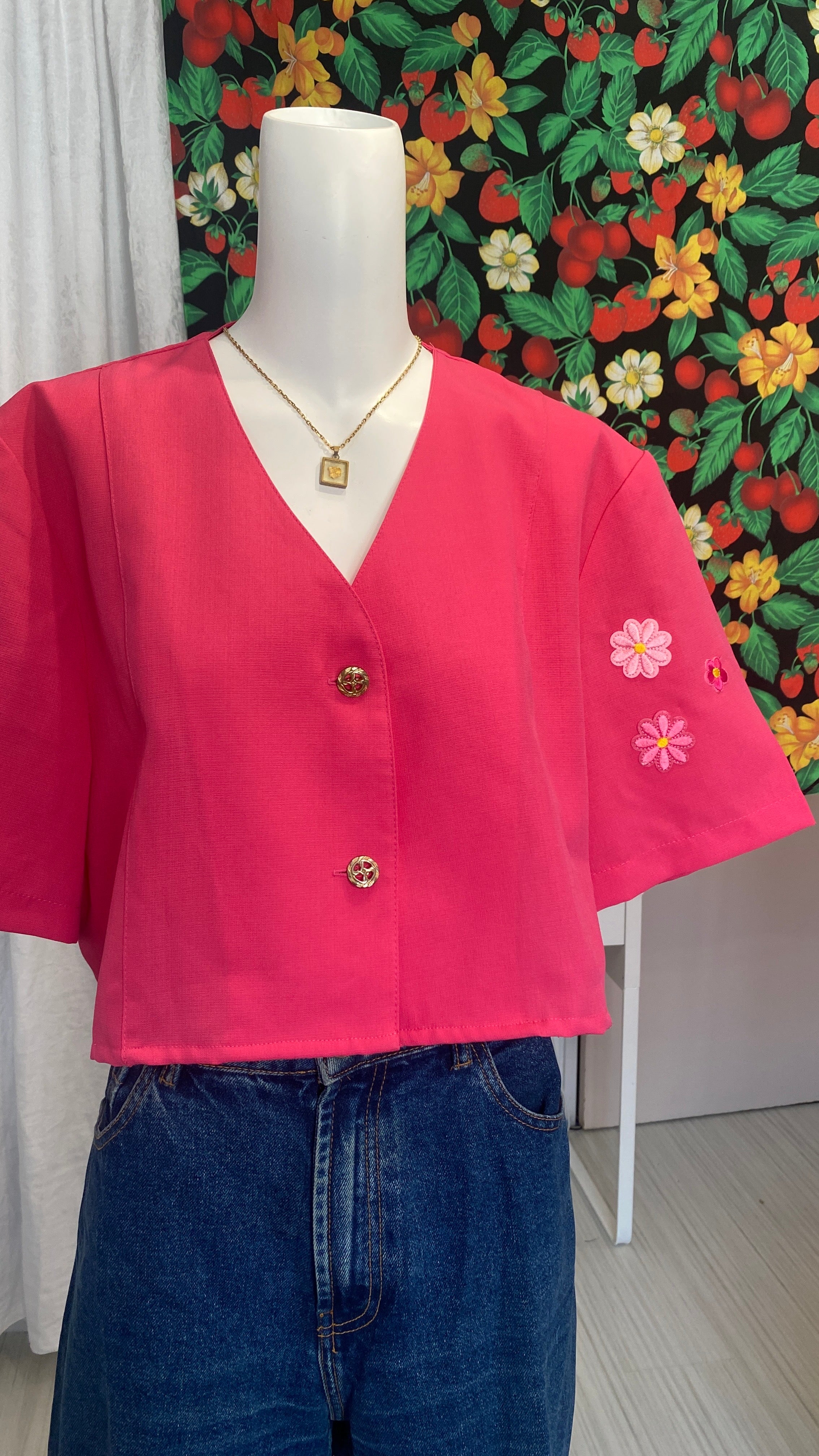 Cropped • T. 38 à 46 • Chemise courte manches courtes fuchsia + fleurs