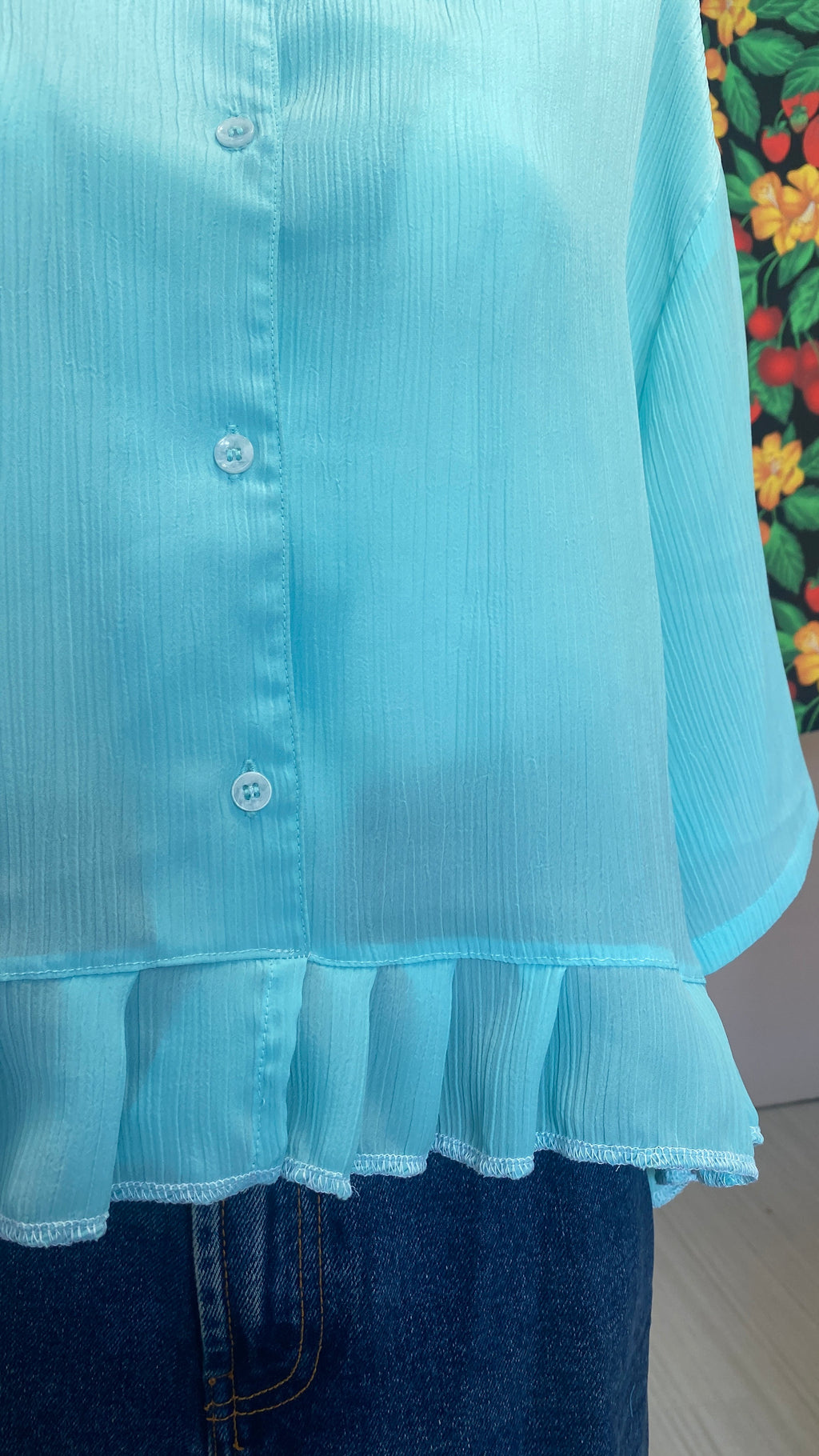 Chemise froufrou • T. 40 à 50 • Chemise courte manches trois quart bleu turquoise + fleurs