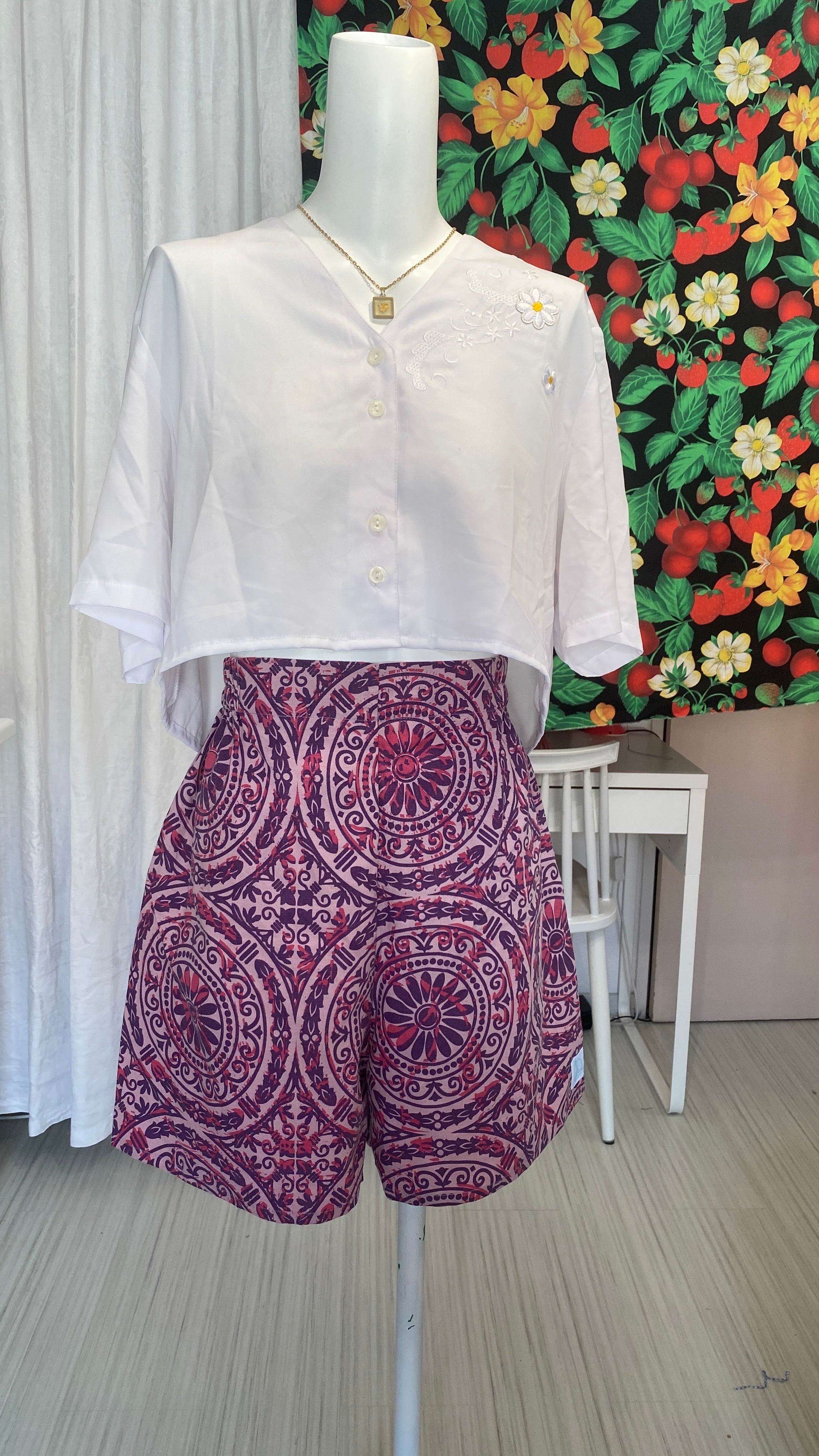 Short • T.XS/S et M • Short upcyclé violet à motifs spirales