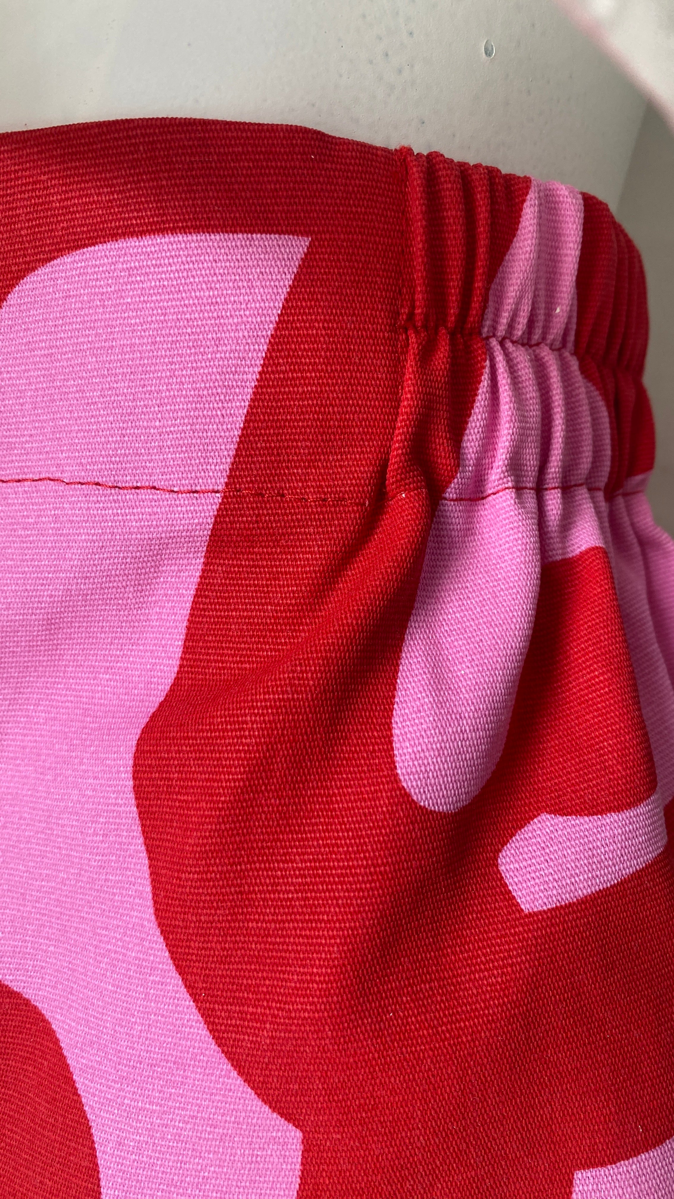 .Short • T.XS/S à XL • Magnifique short rose & rouge