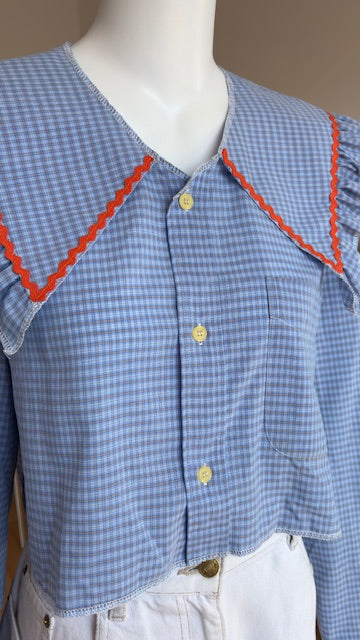 Sweaties • T.38 à 40 • Chemise upcyclée grand col bleu ciel  à carreaux blancs & orange