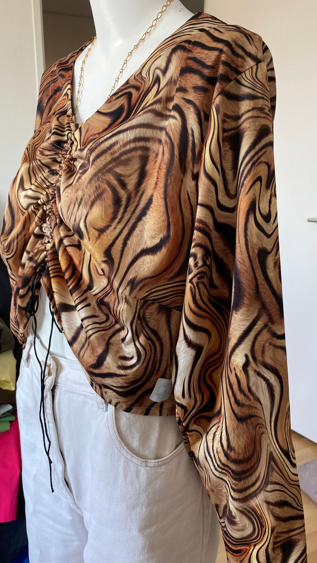 Monarque • T. 38 44 • Chemise/top papillon motif zèbre marron