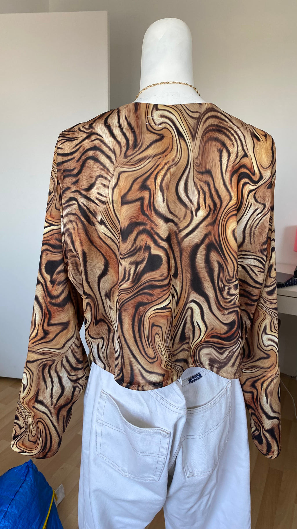 Monarque • T. 38 44 • Chemise/top papillon motif zèbre marron