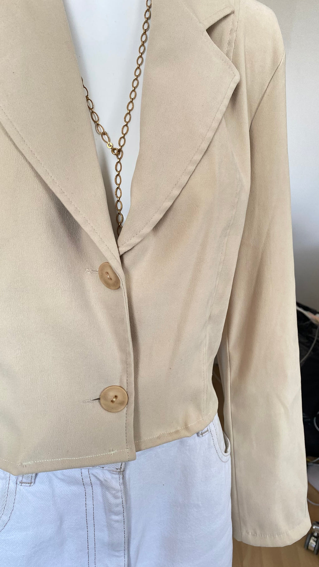 Cropped Jacket• T. 32 à 38 • Surchemise courte épaisse effet blazer beige