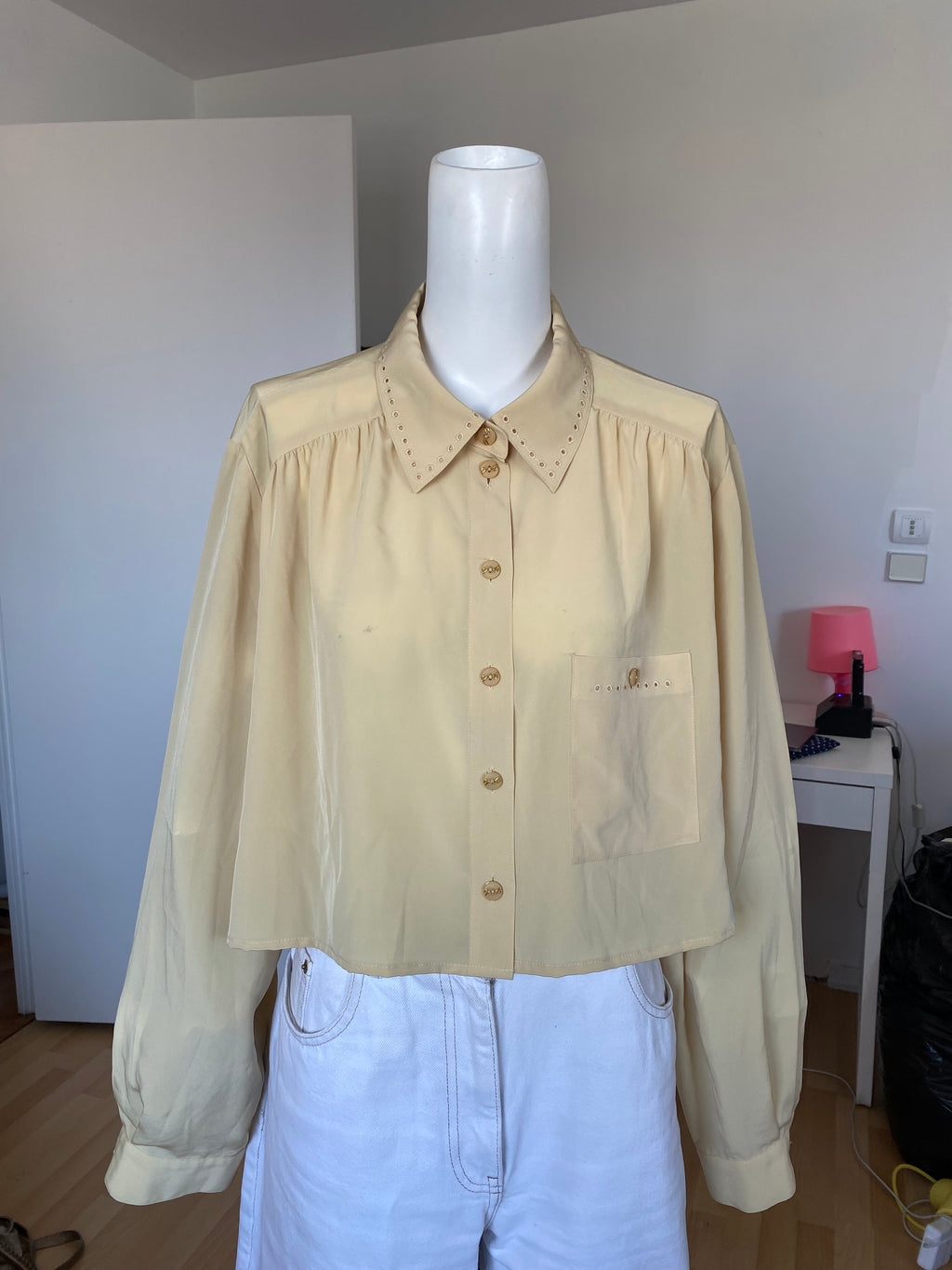 Chemise cropped • T. 38 à 46 • Chemise crop top jaune brodée