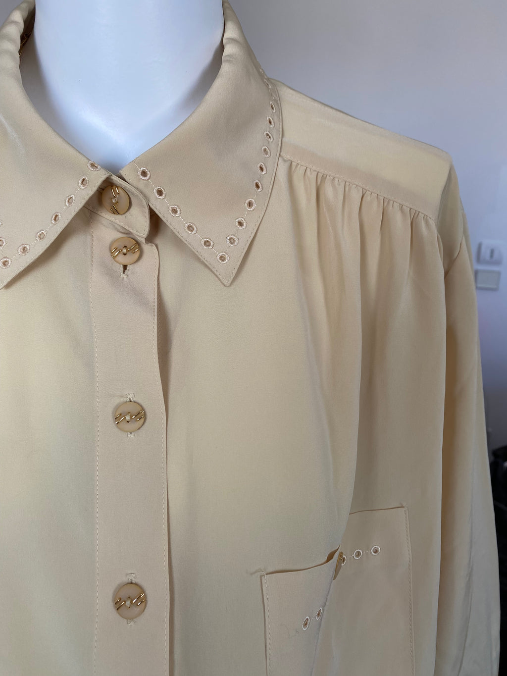 Chemise cropped • T. 38 à 46 • Chemise crop top jaune brodée